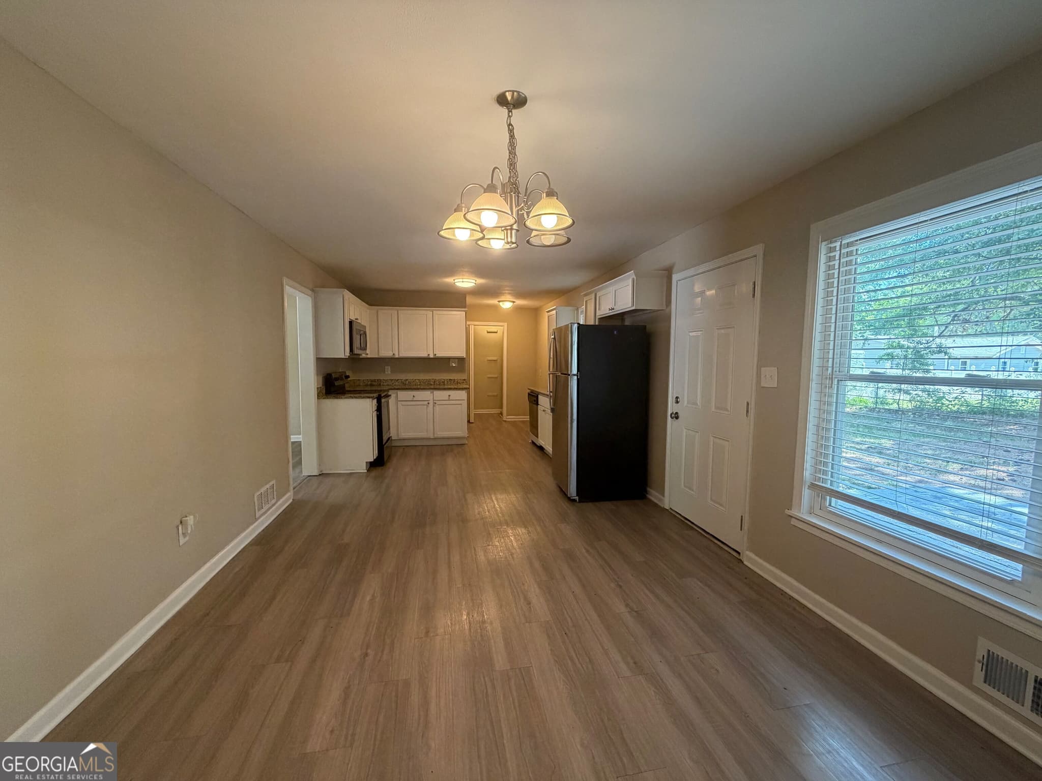 4 bedroom, 3 bathroom, 1,782 sq ft single family residence for sale at 8145 Connally Drive, Douglasville, GA 30134 — photo 9
