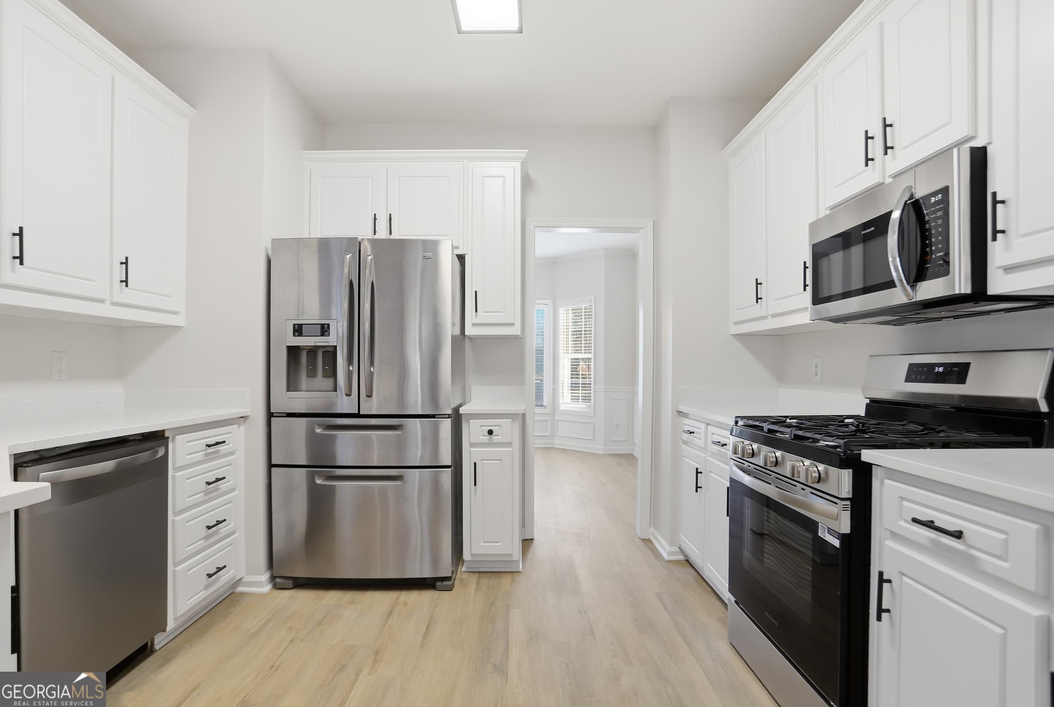 4 bedroom, 2.5 bathroom, 2,730 sq ft single family residence for sale at 1210 Arthur Court, Lawrenceville, GA 30043 — photo 7
