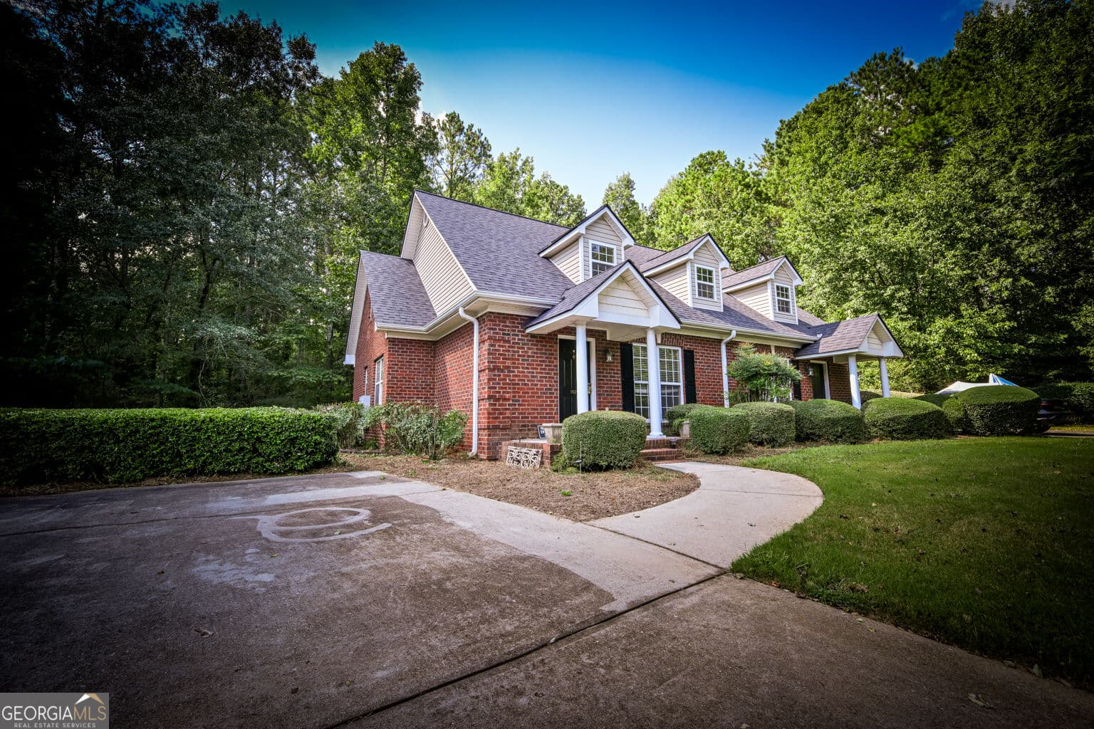 2 bedroom, 2 bathroom, 1,254 sq ft condominium for sale at 1021 Dash Drive, Bogart, GA 30622 — photo 3