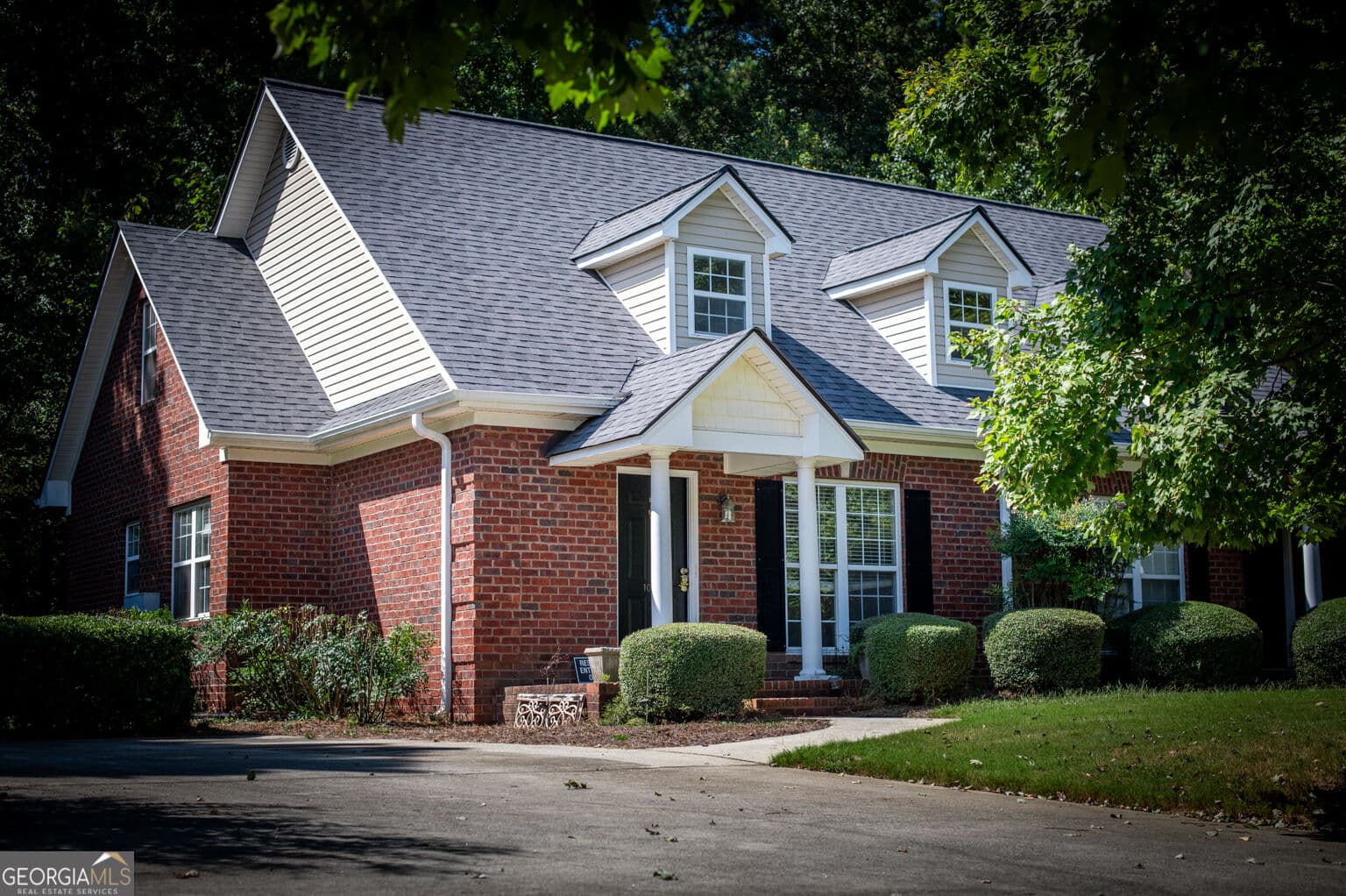 2 bedroom, 2 bathroom, 1,254 sq ft condominium for sale at 1021 Dash Drive, Bogart, GA 30622