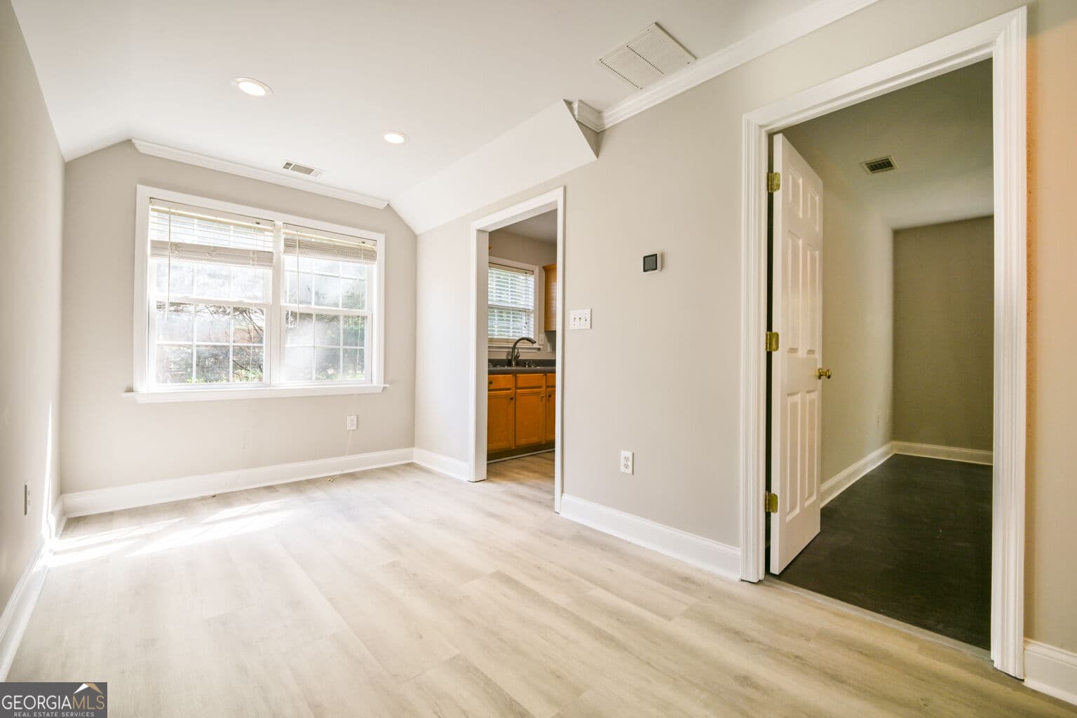 2 bedroom, 2 bathroom, 1,254 sq ft condominium for sale at 1021 Dash Drive, Bogart, GA 30622 — photo 8