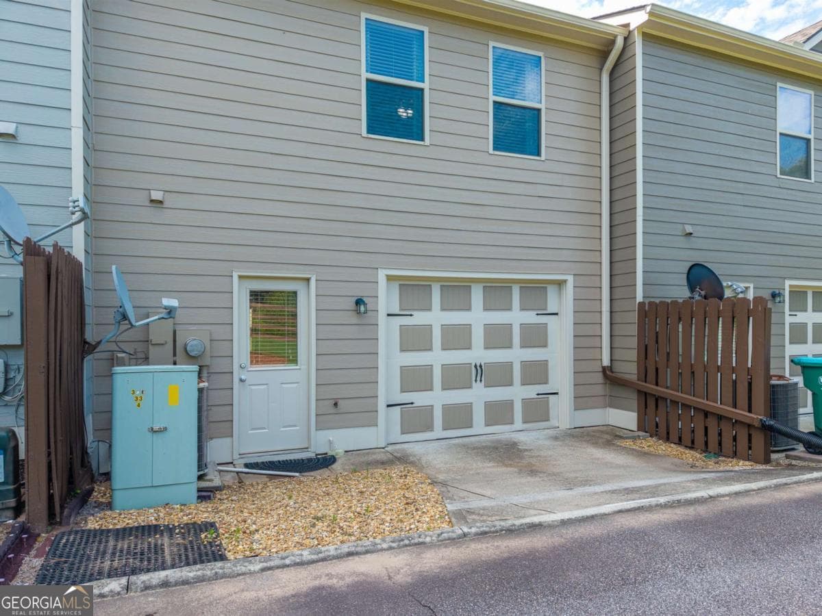 3 bedroom, 2.5 bathroom, 1,832 sq ft townhouse for sale at 608 Myers Gate Road 608, Ball Ground, GA 30107 — photo 6