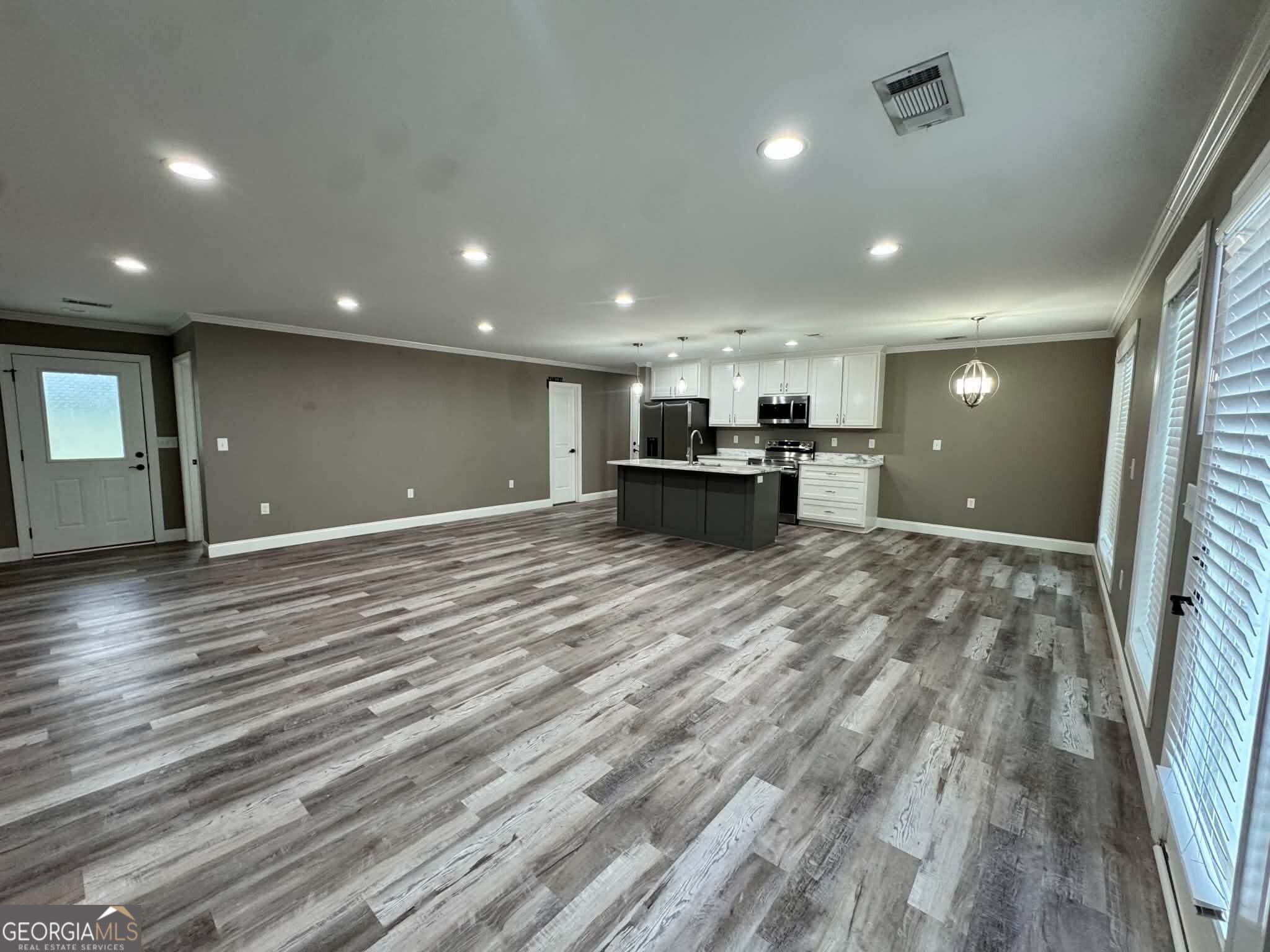 4 bedroom, 2 bathroom, 1,748 sq ft single family residence for sale at 1034 Field Street, Dudley, GA 31022 — photo 9