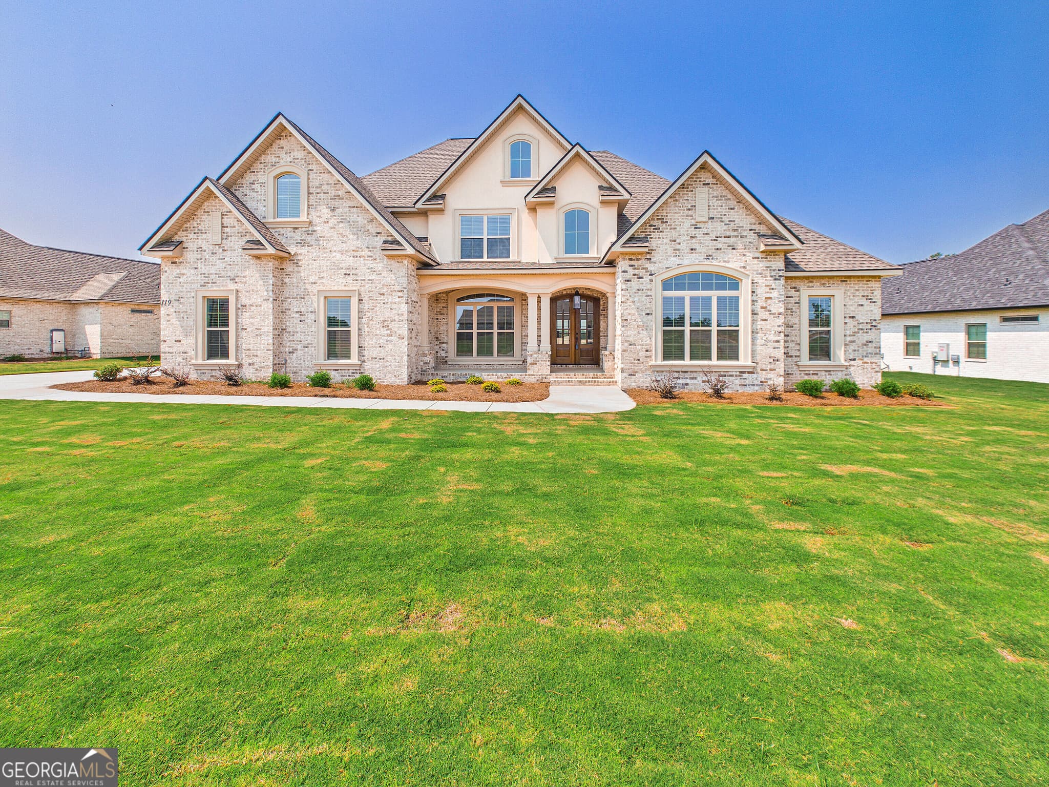 4 bedroom, 4 bathroom, 3,320 sq ft single family residence for sale at 119 Pridgen Pass, Perry, GA 31069 — photo 2
