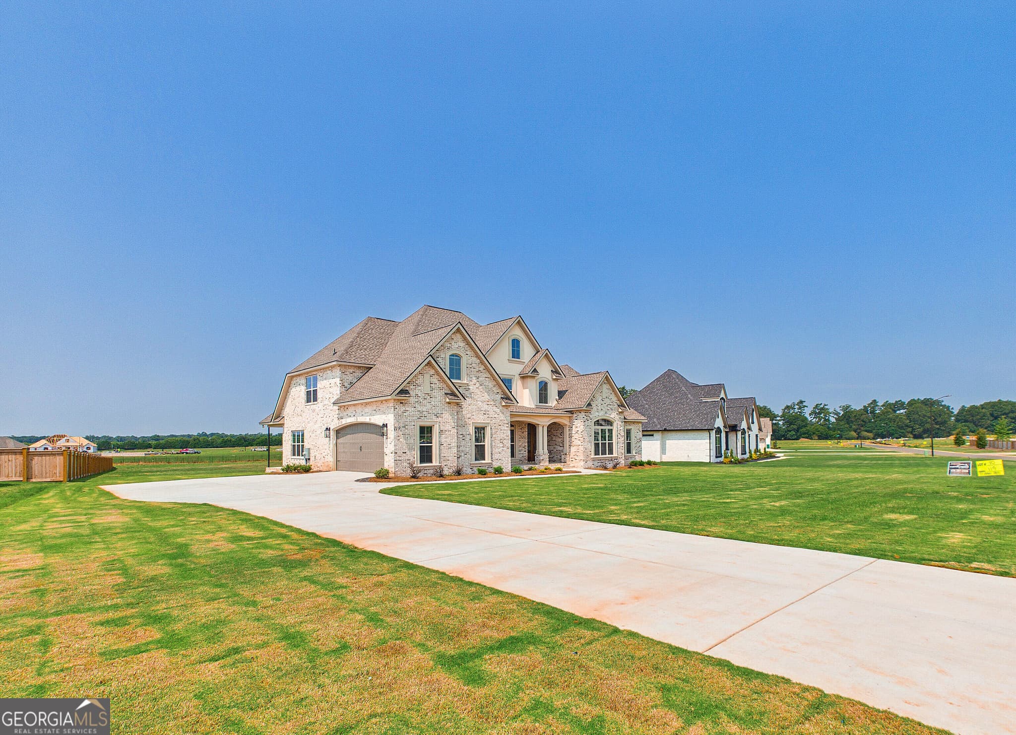 4 bedroom, 4 bathroom, 3,320 sq ft single family residence for sale at 119 Pridgen Pass, Perry, GA 31069 — photo 9