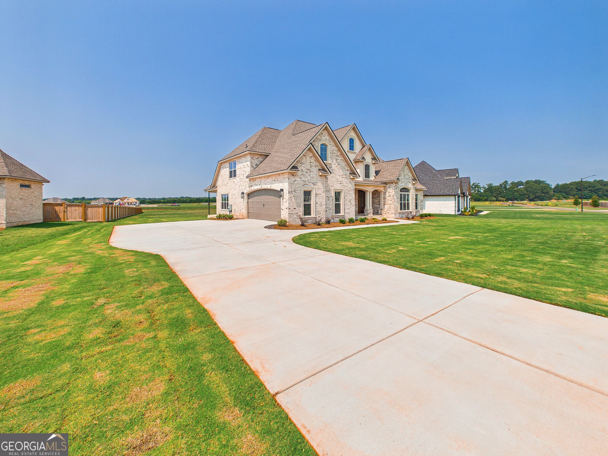 4 bedroom, 4 bathroom, 3,320 sq ft single family residence for sale at 119 Pridgen Pass, Perry, GA 31069 — photo 10