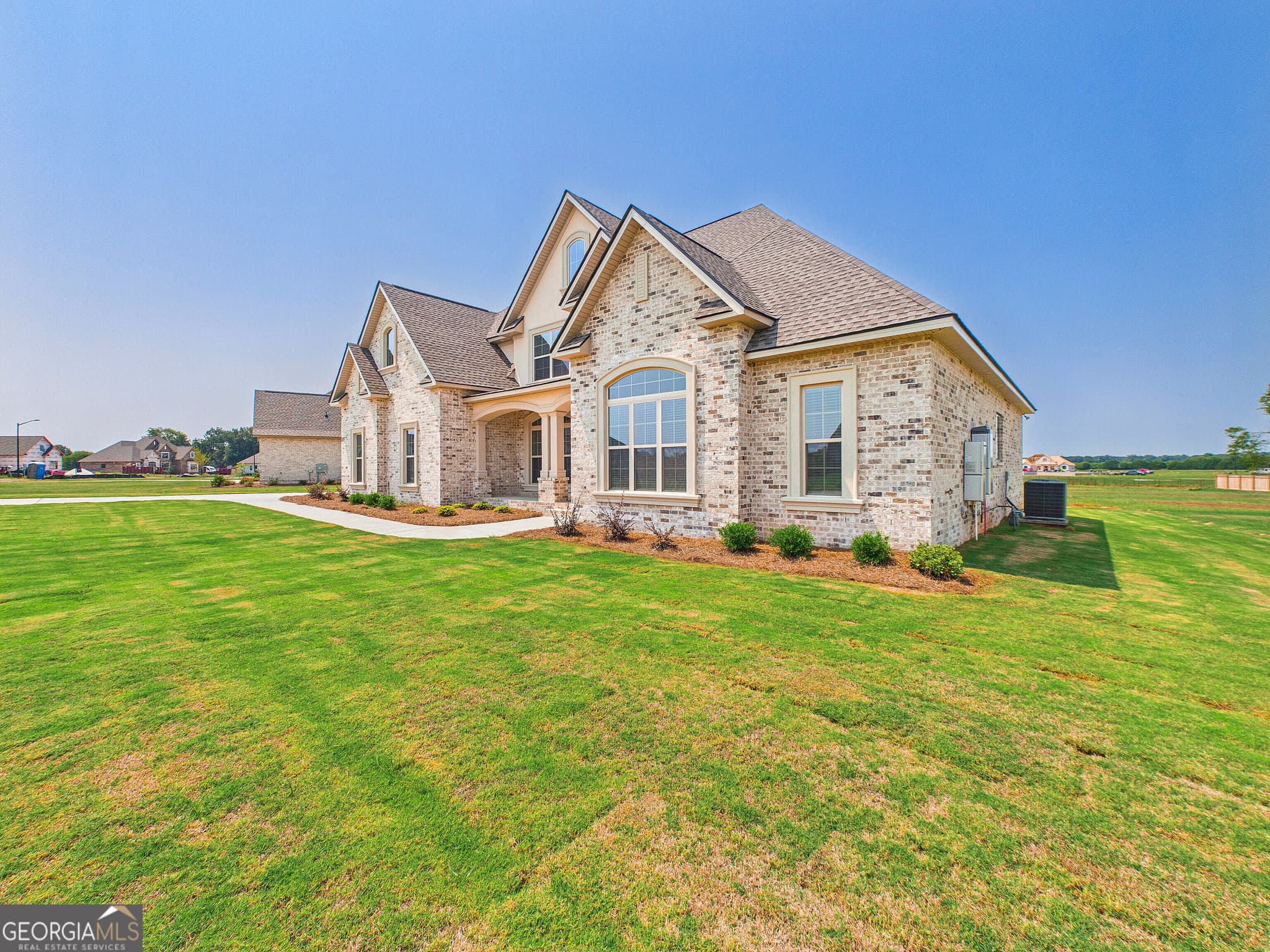 4 bedroom, 4 bathroom, 3,320 sq ft single family residence for sale at 119 Pridgen Pass, Perry, GA 31069 — photo 4