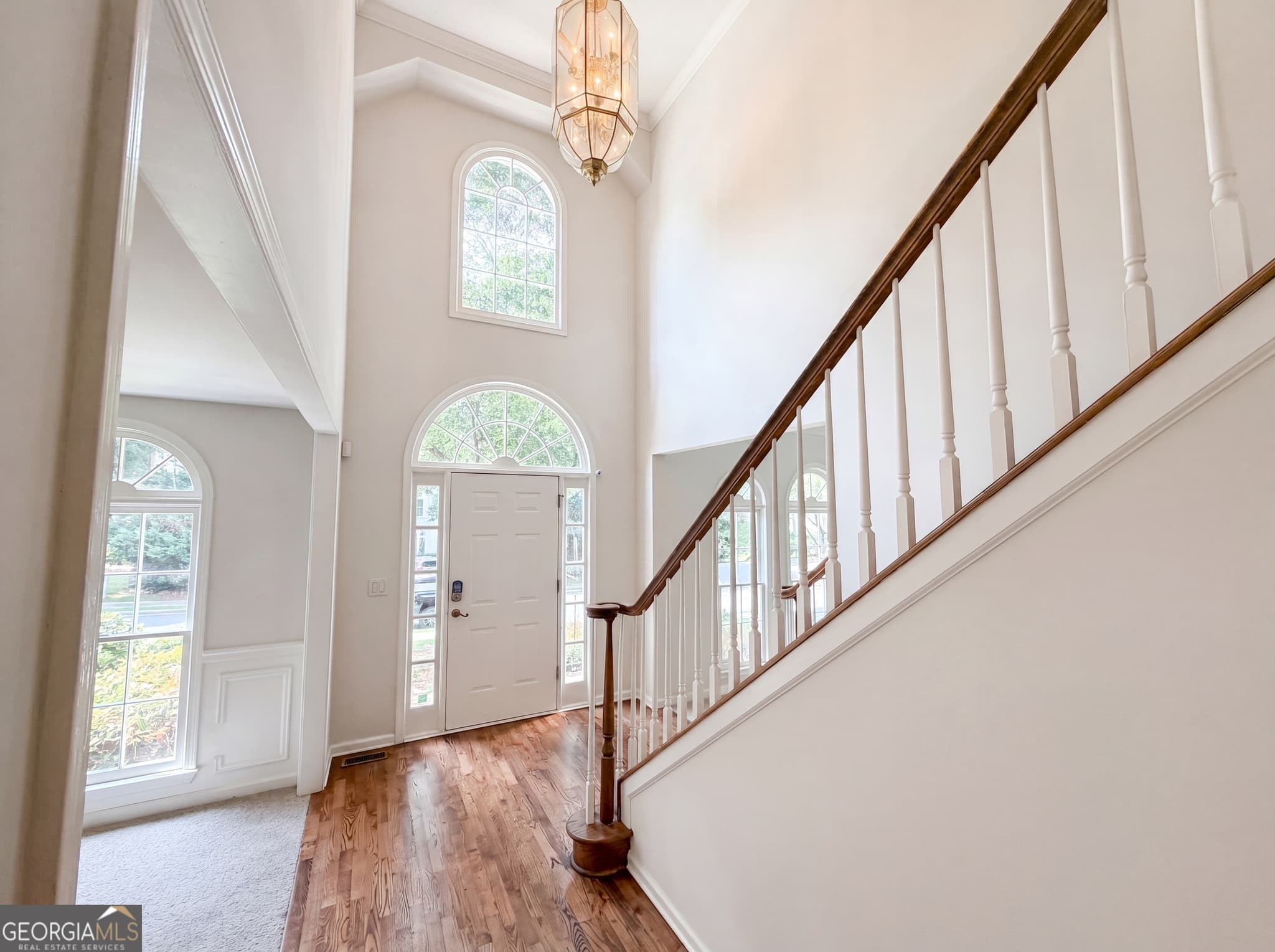 8 bedroom, 4 bathroom, 5,159 sq ft single family residence for sale at 165 Fieldstone Edge, Alpharetta, GA 30005 — photo 6