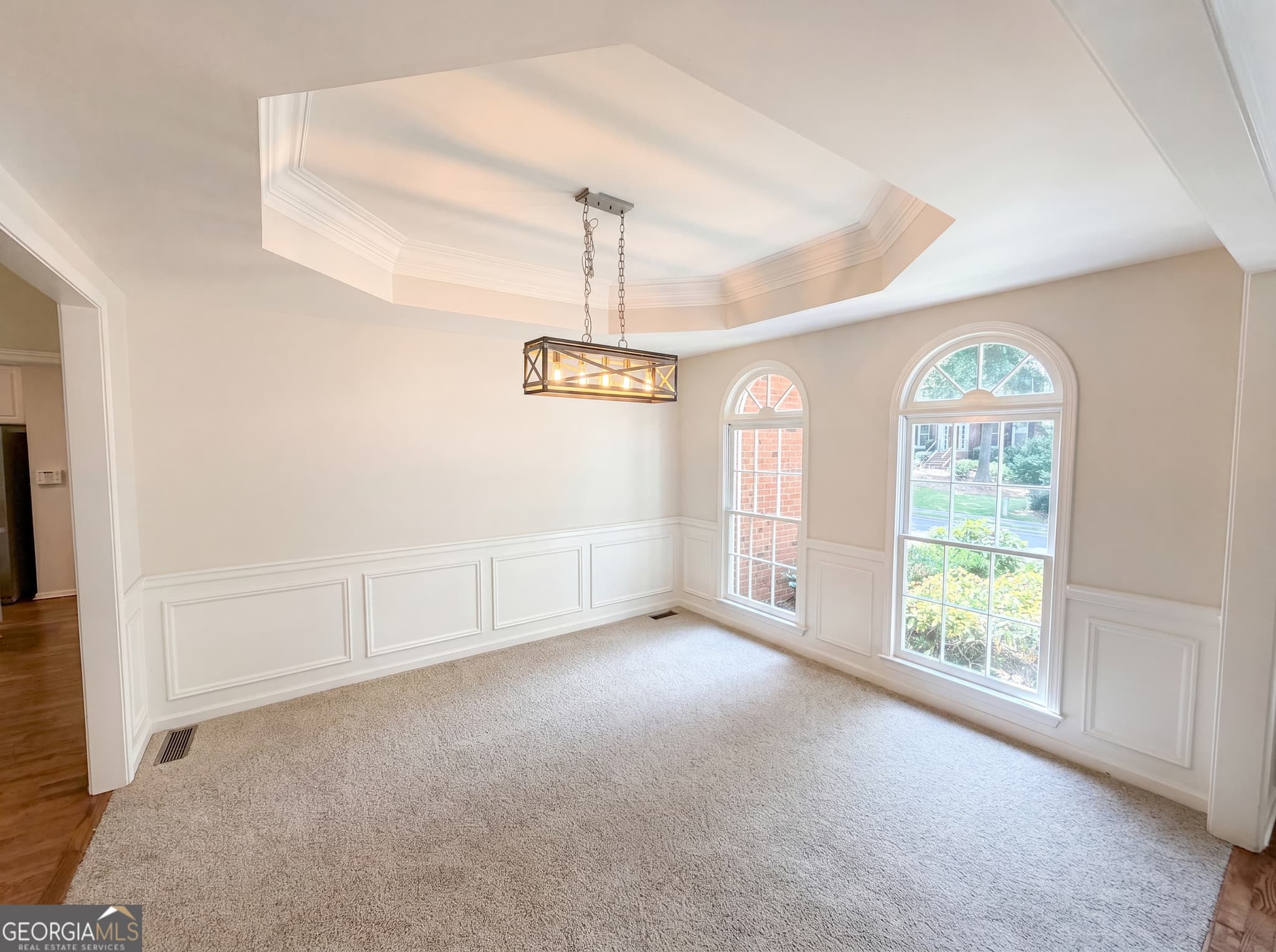 8 bedroom, 4 bathroom, 5,159 sq ft single family residence for sale at 165 Fieldstone Edge, Alpharetta, GA 30005 — photo 10