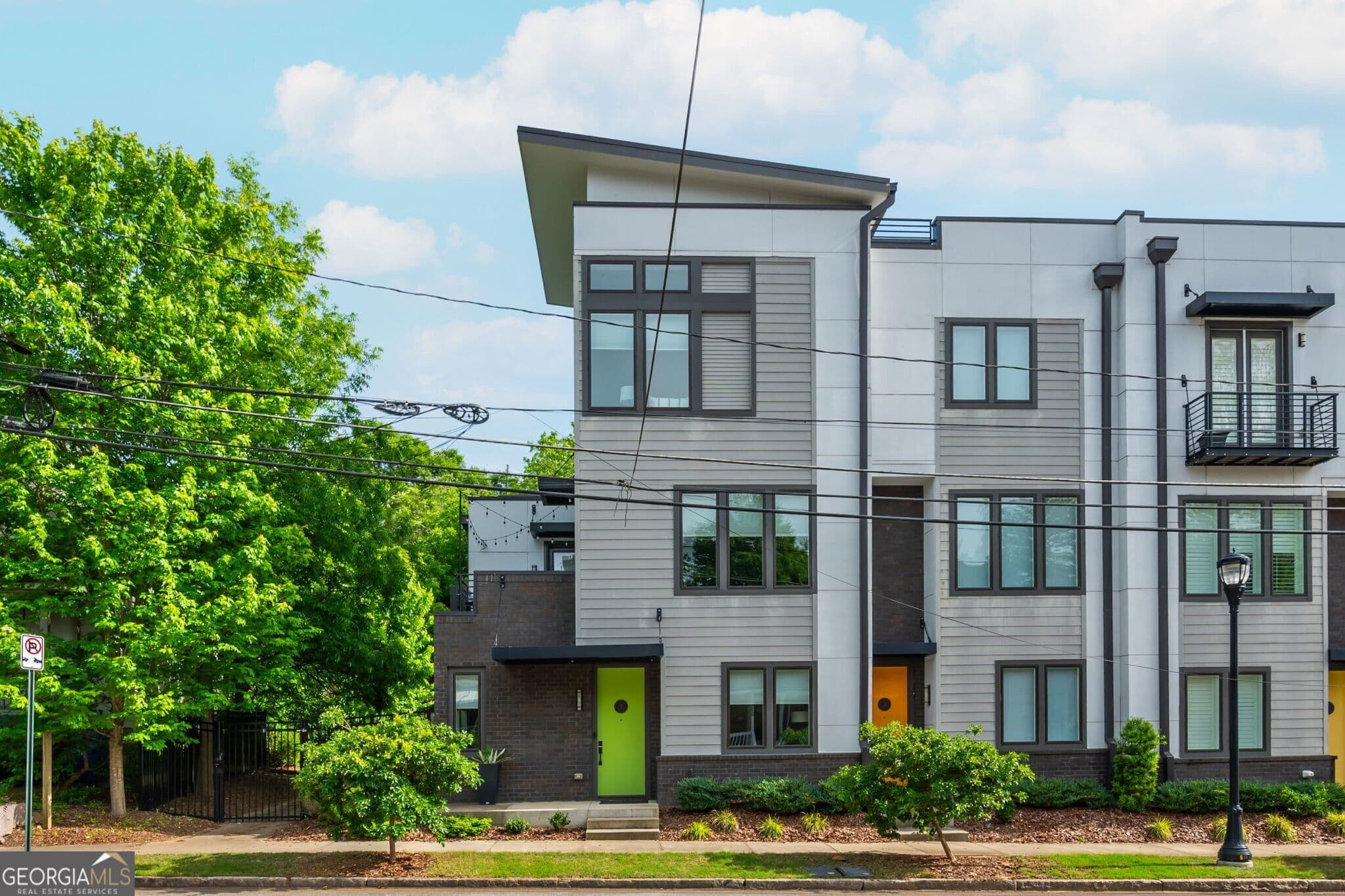 4 bedroom, 3.5 bathroom, 1,925 sq ft townhouse for rent at 415 Gartrell Street 1, Atlanta, GA 30312 for $3,700 a month — photo 1 of 1