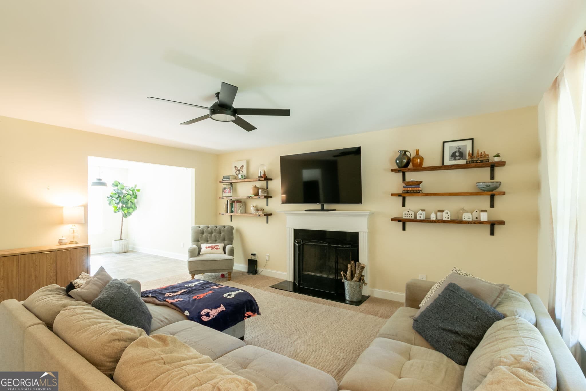 4 bedroom, 2.5 bathroom, 1,875 sq ft single family residence for sale at 8816 Shallow Creek Trail, Clermont, GA 30527 — photo 5