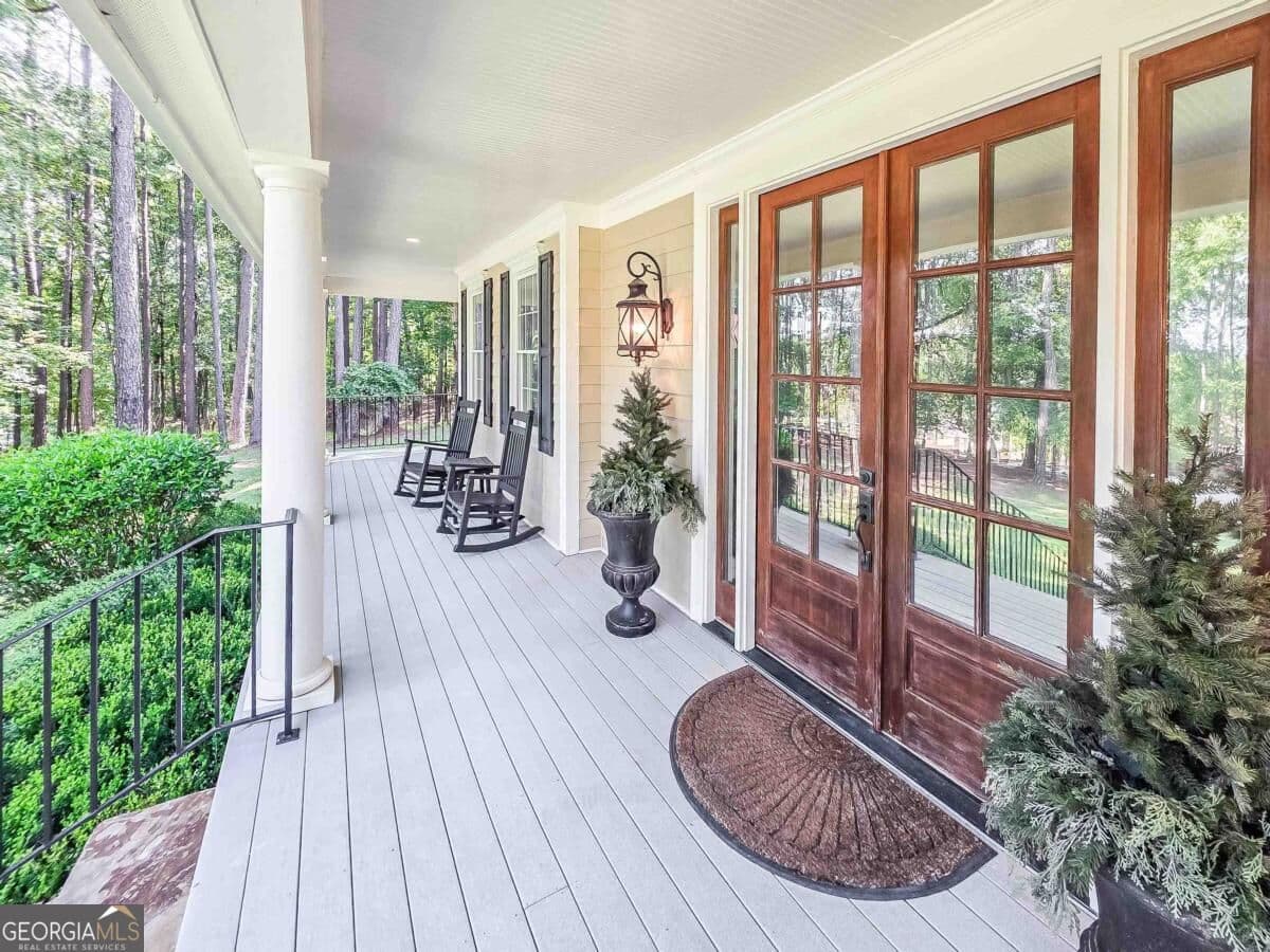 3 bedroom, 3.5 bathroom, 3,116 sq ft single family residence for sale at 2750 Club Drive, Greensboro, GA 30642 — photo 3