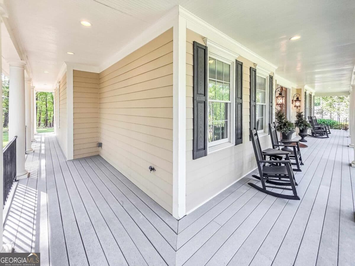 3 bedroom, 3.5 bathroom, 3,116 sq ft single family residence for sale at 2750 Club Drive, Greensboro, GA 30642 — photo 5