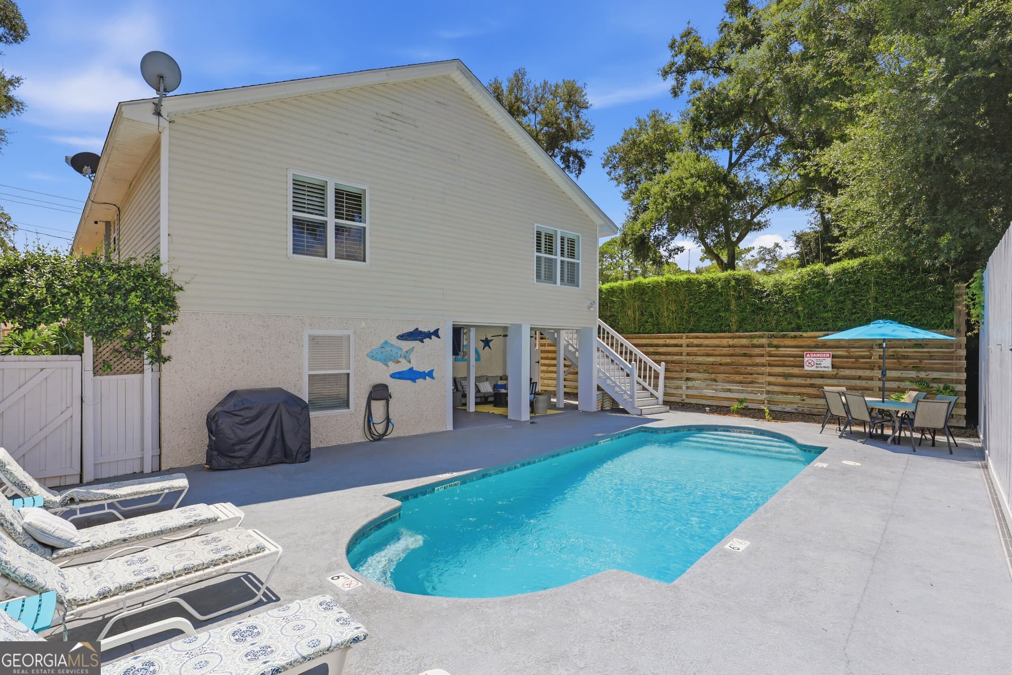 multi family for sale at 1007 Mallery Street, St. Simons, GA 31522 — photo 2