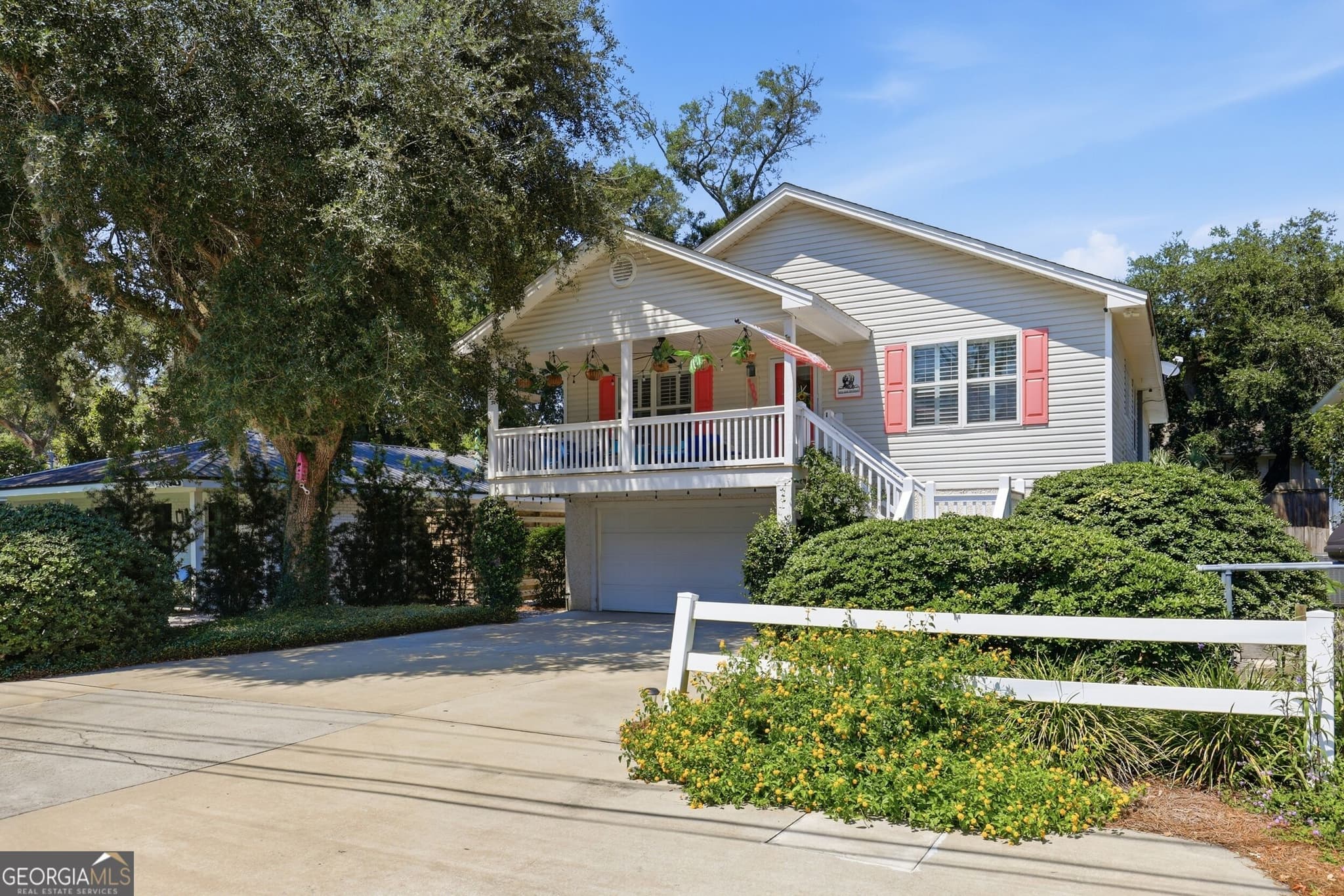 multi family for sale at 1007 Mallery Street, St. Simons, GA 31522 — photo 3