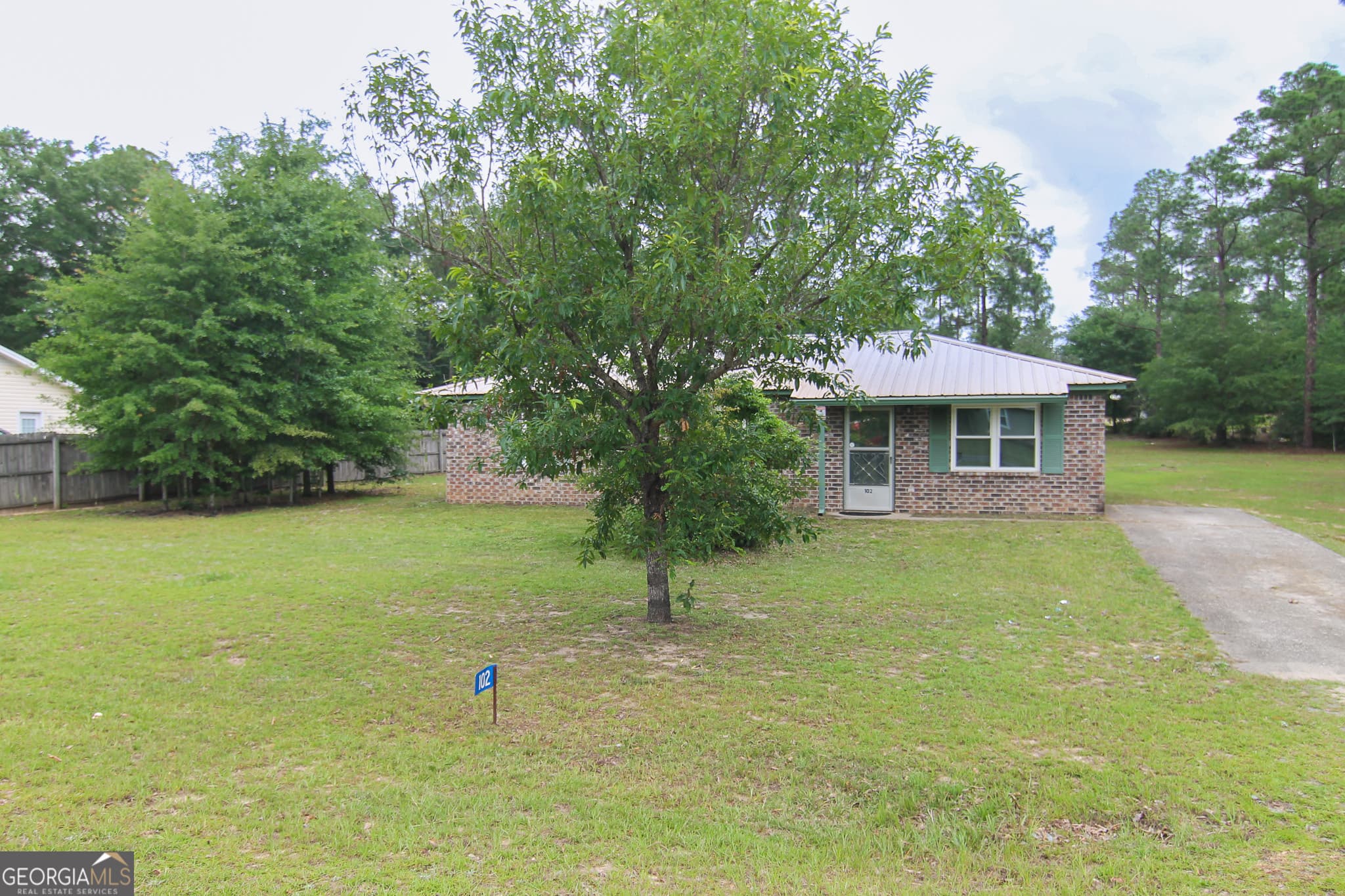 3 bedroom, 1.5 bathroom, 1,254 sq ft single family residence sold at 102 Plantation Drive, Butler, GA 31006