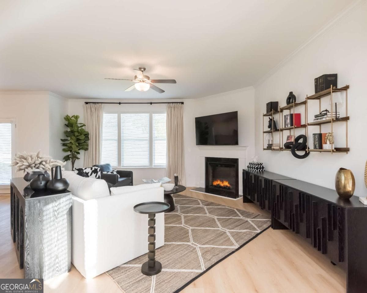 4 bedroom, 2.5 bathroom, 2,626 sq ft single family residence for sale at 5933 Spring Way, Stonecrest, GA 30038 — photo 7