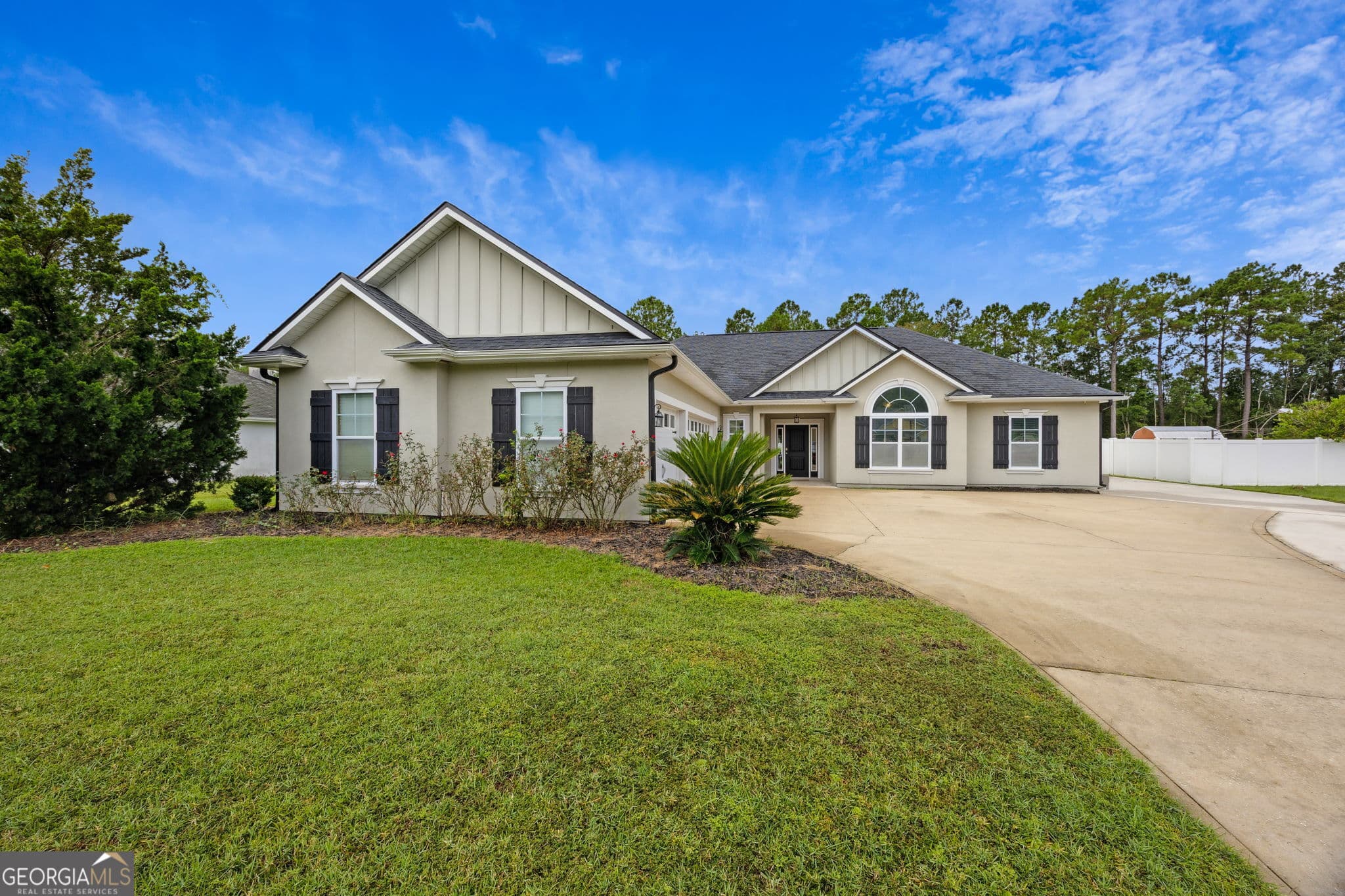 220 Deerwood Village Drive, Woodbine, GA 31569 — most recent listing photo