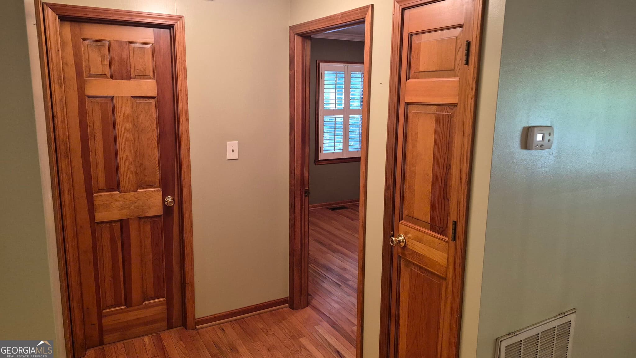3 bedroom, 2 bathroom, 1,726 sq ft single family residence under contract at 217 McCartan Trail, Clarkesville, GA 30523 — photo 3