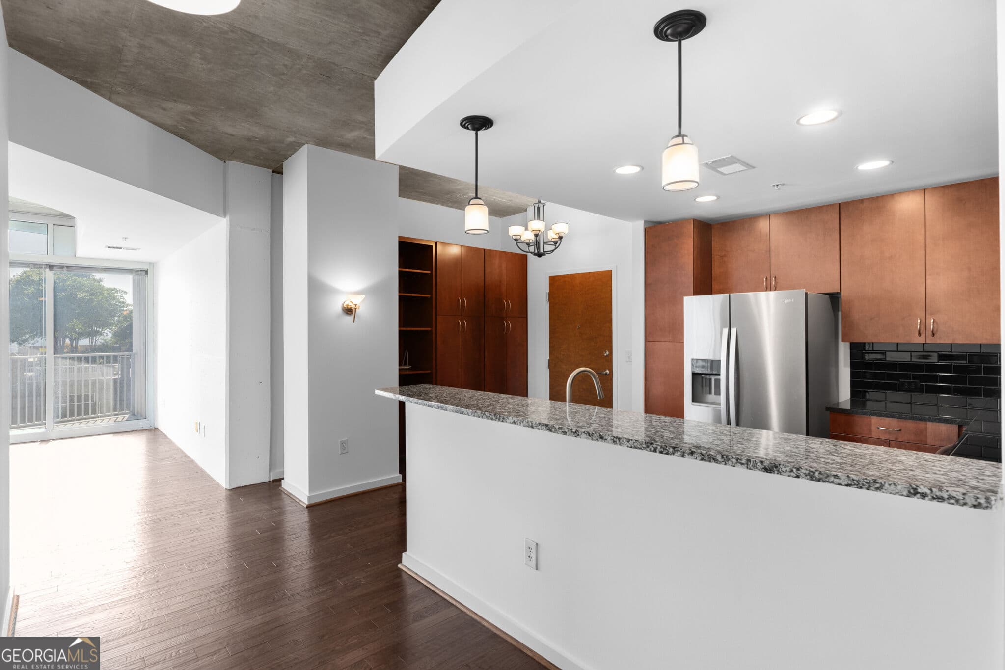 2 bedroom, 2 bathroom, 1,168 sq ft condominium for sale at 860 Peachtree Street 1201, Atlanta, GA 30308 — photo 7