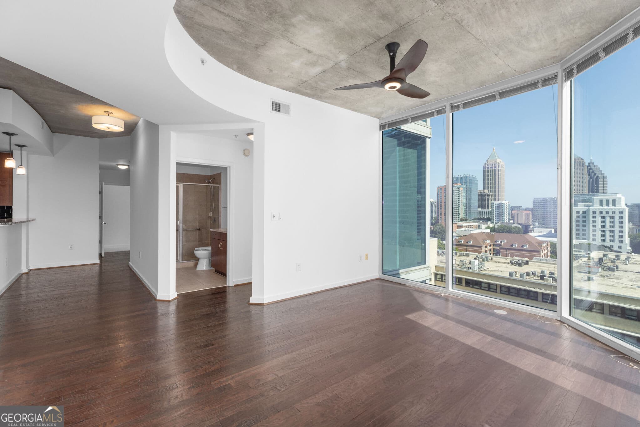 2 bedroom, 2 bathroom, 1,168 sq ft condominium for sale at 860 Peachtree Street 1201, Atlanta, GA 30308 — photo 3