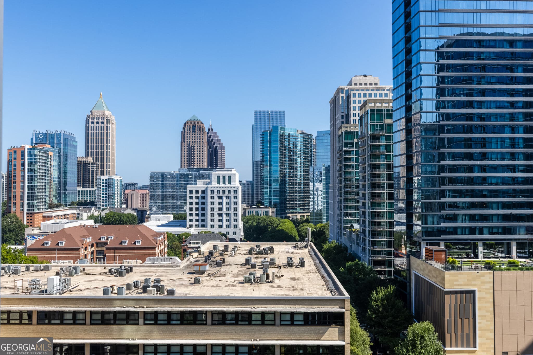 2 bedroom, 2 bathroom, 1,168 sq ft condominium for sale at 860 Peachtree Street 1201, Atlanta, GA 30308 — photo 4
