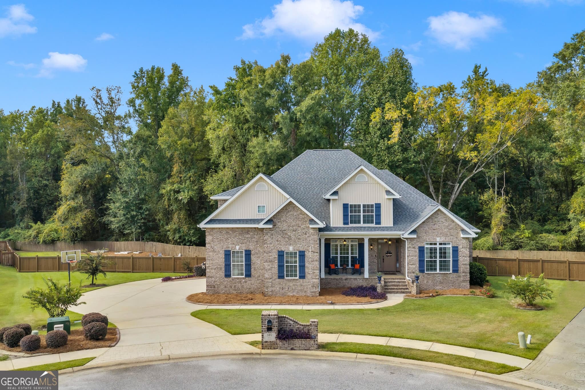 7 bedroom, 4.5 bathroom, 4,570 sq ft single family residence for sale at 307 Opal Court, Bonaire, GA 31005 — photo 3