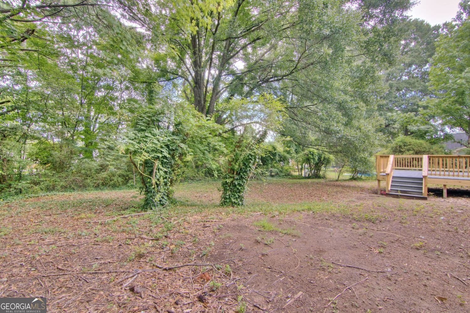 3 bedroom, 3 bathroom, 1,086 sq ft single family residence for sale at 18 Regal Way, Lawrenceville, GA 30044 — photo 6
