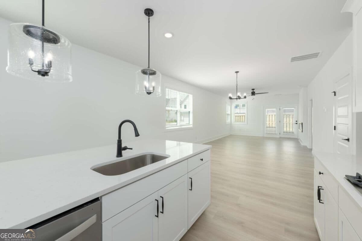 4 bedroom, 3 bathroom single family residence for sale at 1469 Longwing Lane, Marietta, GA 30066 — photo 5