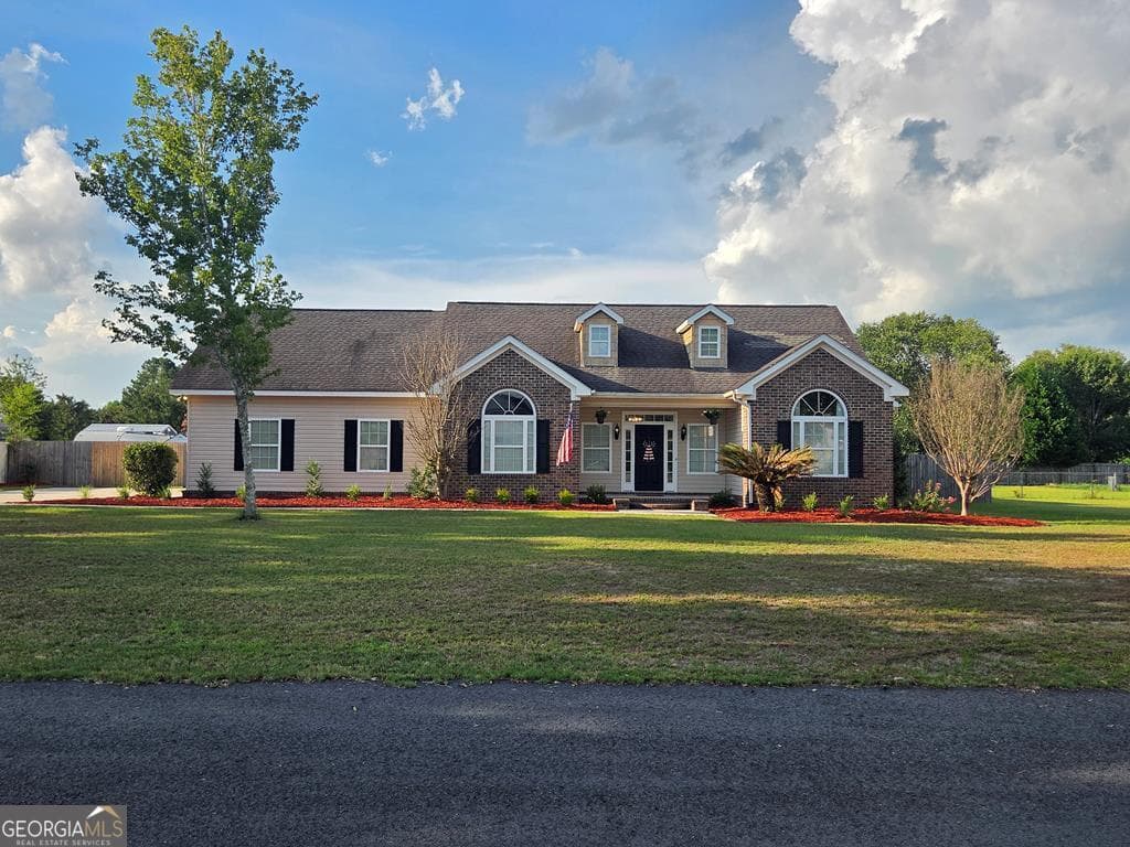 3 bedroom, 2.5 bathroom, 2,044 sq ft single family residence sold at 1704 Scarlett Place, Brooklet, GA 30415