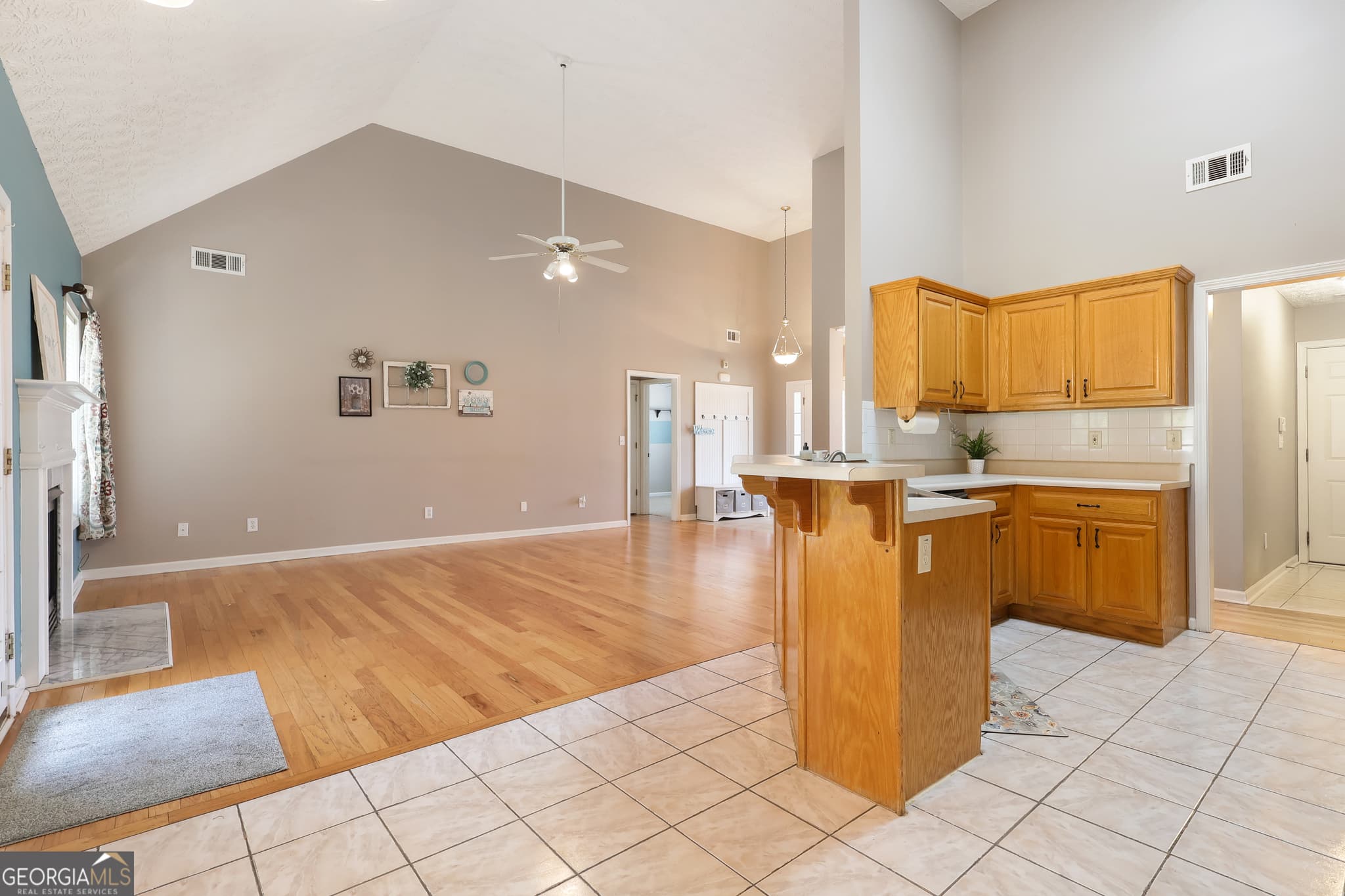 3 bedroom, 2 bathroom, 2,096 sq ft single family residence for sale at 200 Chatfield Way, Locust Grove, GA 30248 — photo 9