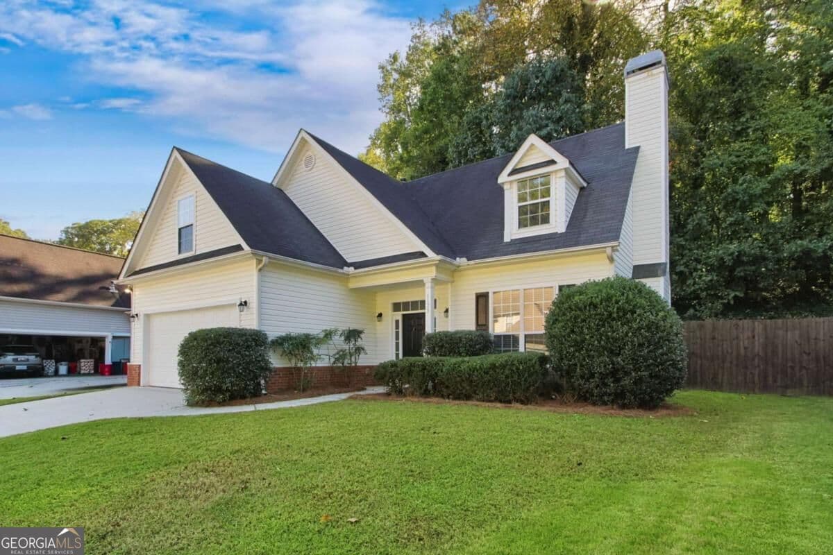 4 bedroom, 2.5 bathroom, 1,929 sq ft single family residence for sale at 1173 Rhyne, Smyrna, GA 30082