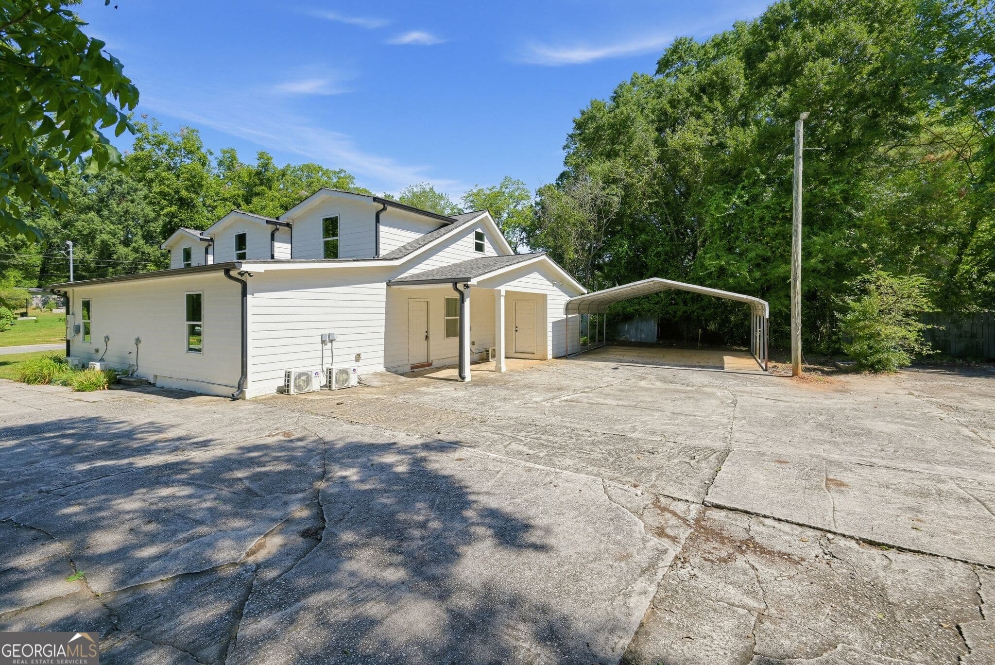 5 bedroom, 4 bathroom, 3,738 sq ft single family residence for sale at 134 E 5th Street, Monroe, GA 30655 — photo 6