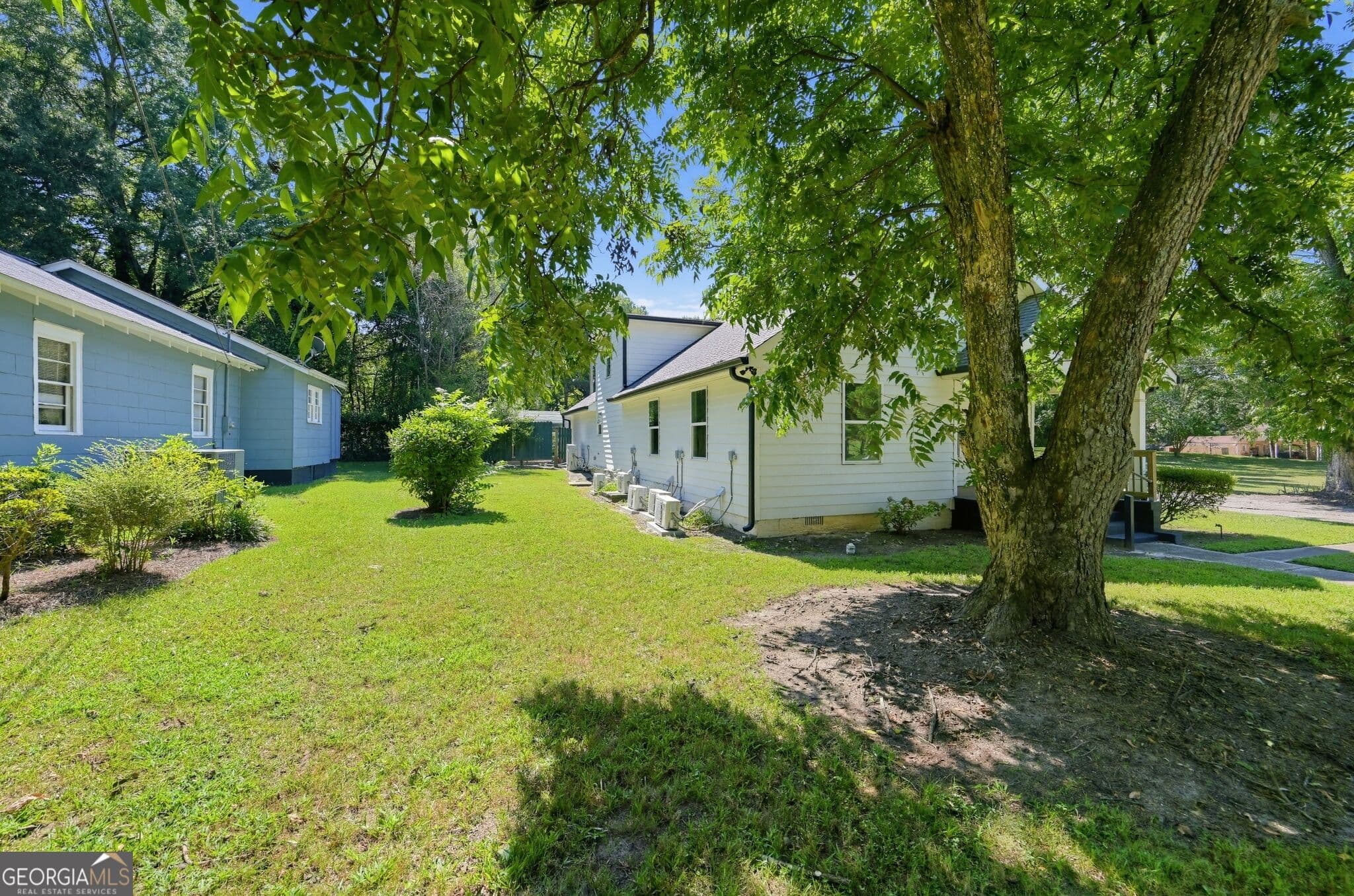5 bedroom, 4 bathroom, 3,738 sq ft single family residence for sale at 134 E 5th Street, Monroe, GA 30655 — photo 8