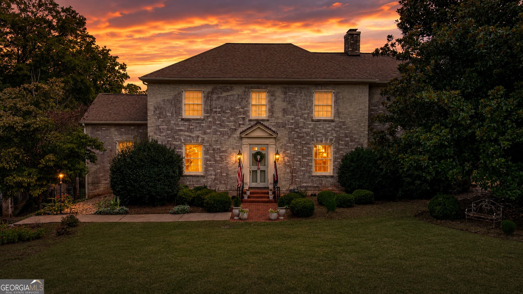 4 bedroom, 3.5 bathroom, 4,327 sq ft single family residence for sale at 616 Broad Street, Lagrange, GA 30240 — photo 2