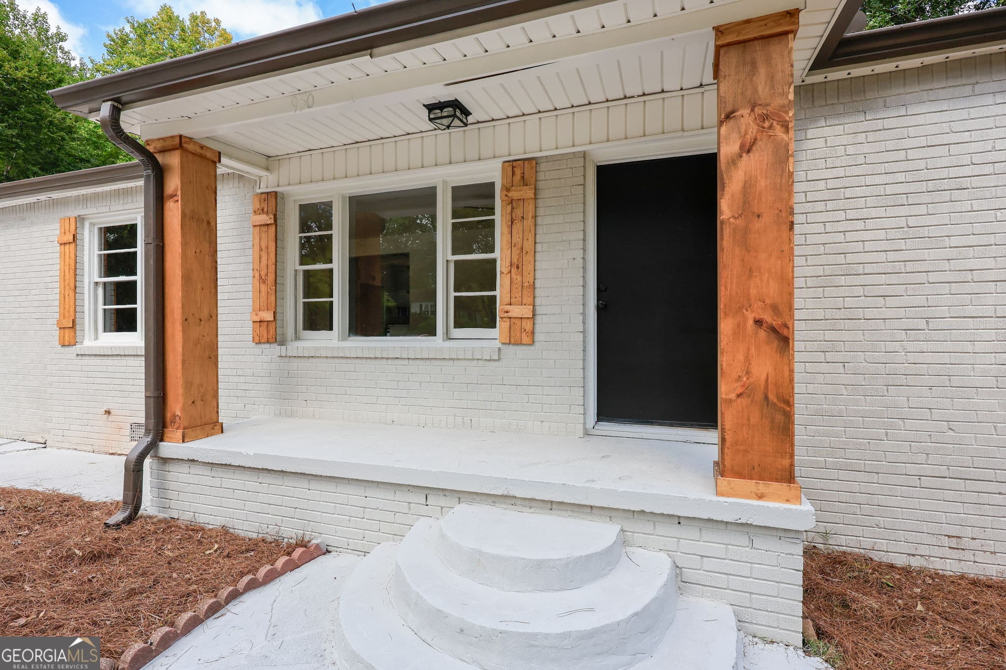 4 bedroom, 2 bathroom, 1,248 sq ft single family residence for sale at 950 Dale Drive, Mableton, GA 30126 — photo 2