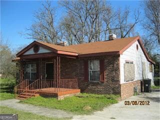 2 bedroom, 1 bathroom, 1,258 sq ft single family residence for sale at 411 Orange Street, Augusta, GA 30901 — photo 3