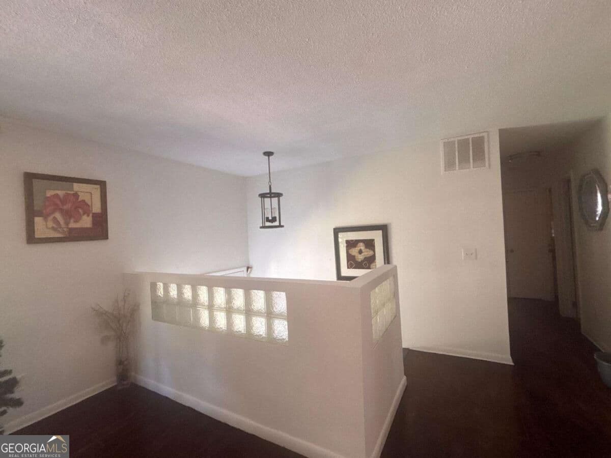 5 bedroom, 2 bathroom, 2,114 sq ft single family residence for sale at 4544 Cedar Ridge Trail, Stone Mountain, GA 30083 — photo 3