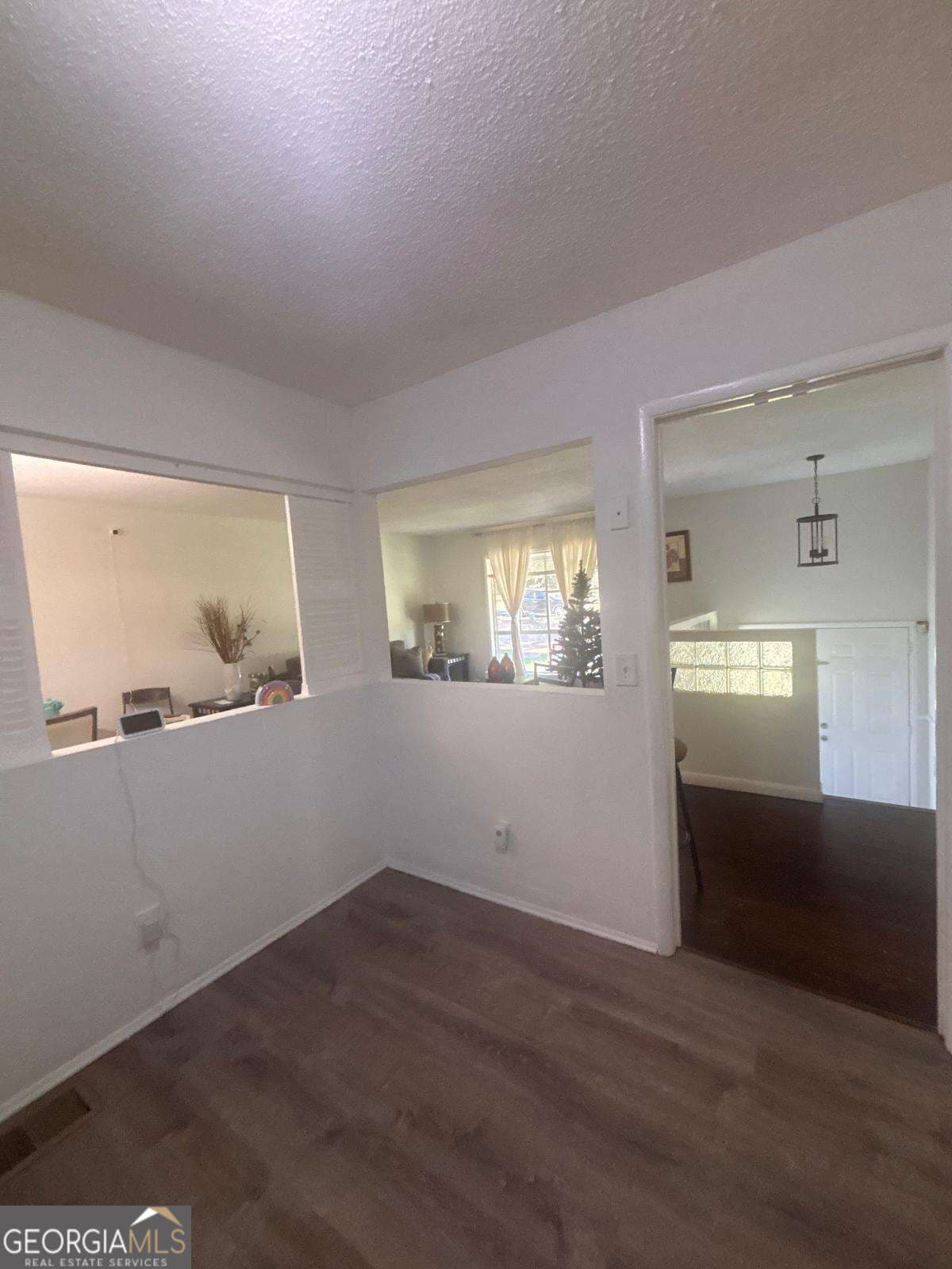 5 bedroom, 2 bathroom, 2,114 sq ft single family residence for sale at 4544 Cedar Ridge Trail, Stone Mountain, GA 30083 — photo 4