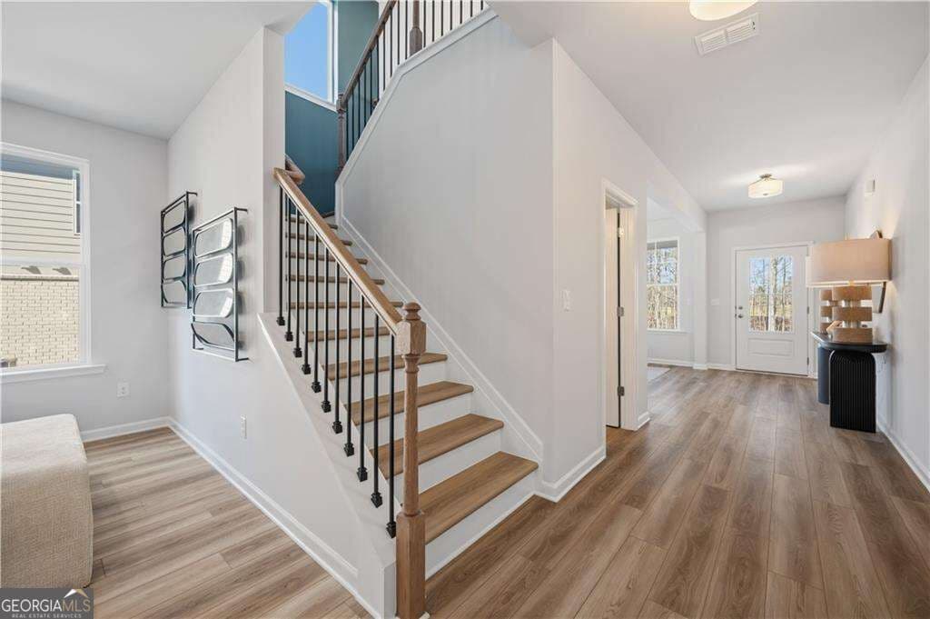 5 bedroom, 4.5 bathroom, 3,300 sq ft loft,single family residence for sale at 2855 Pechaver Court, Snellville, GA 30039 — photo 8