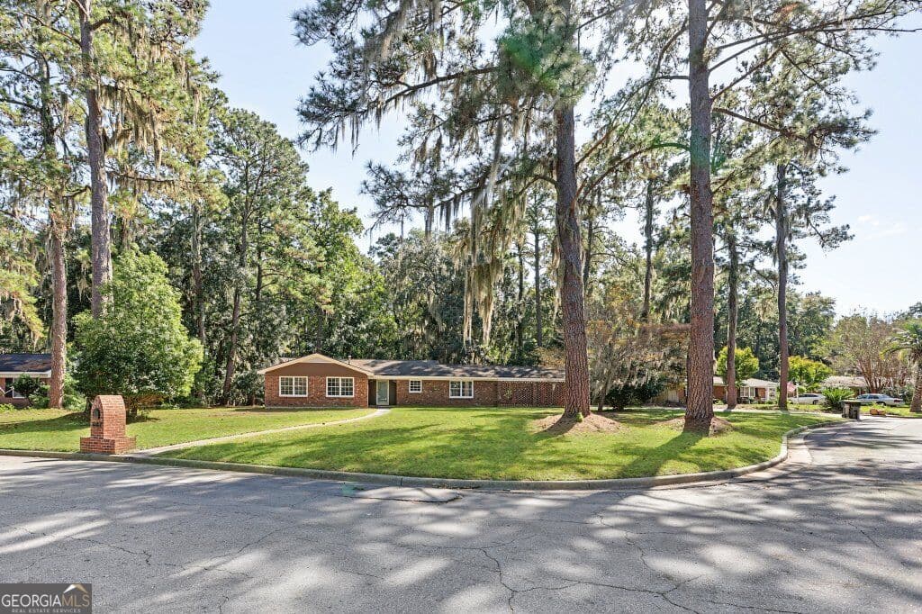 3 bedroom, 2 bathroom, 1,604 sq ft single family residence for sale at 607 Glenbrook Road, Savannah, GA 31419