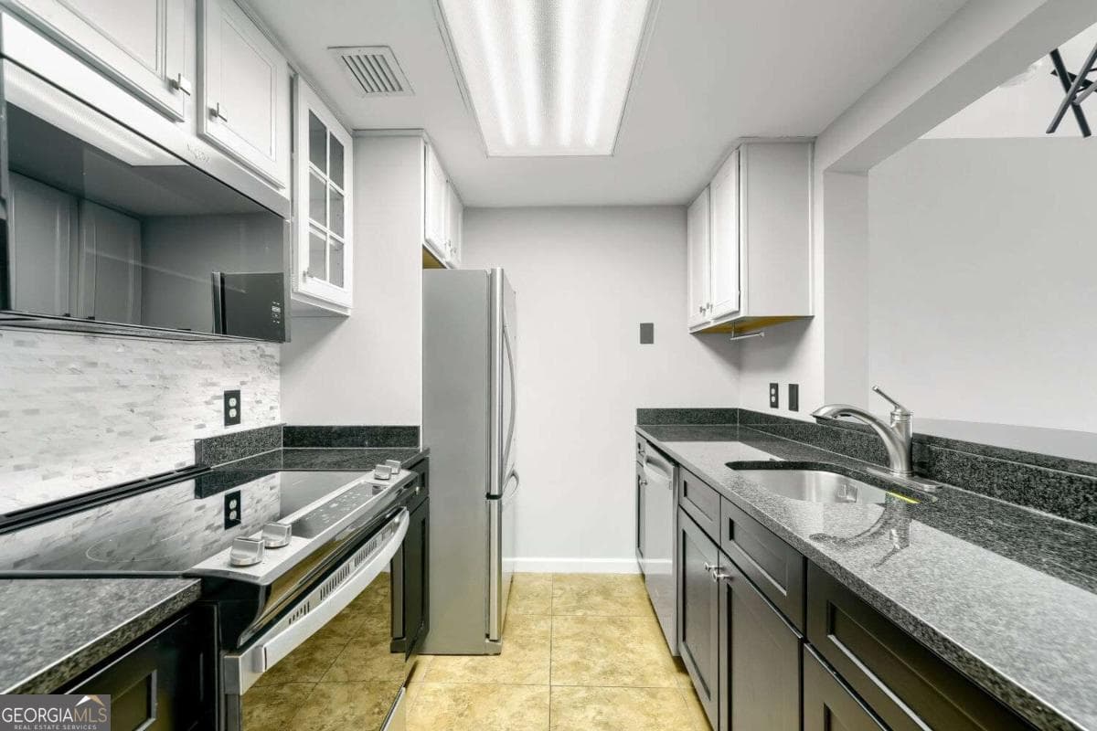 1 bedroom, 1 bathroom, 457 sq ft condominium for sale at 1280 W Peachtree Street 3414, Atlanta, GA 30309 — photo 9