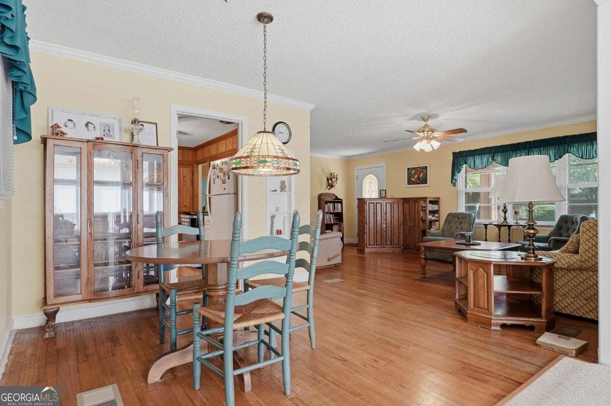3 bedroom, 2 bathroom, 2,362 sq ft single family residence under contract at 116 Patton Avenue, Fitzgerald, GA 31750 — photo 8