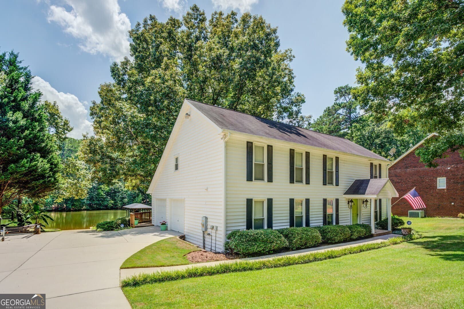 5 bedroom, 4 bathroom, 2,900 sq ft single family residence for sale at 2601 Turtle Cove, Monticello, GA 31064 — photo 3