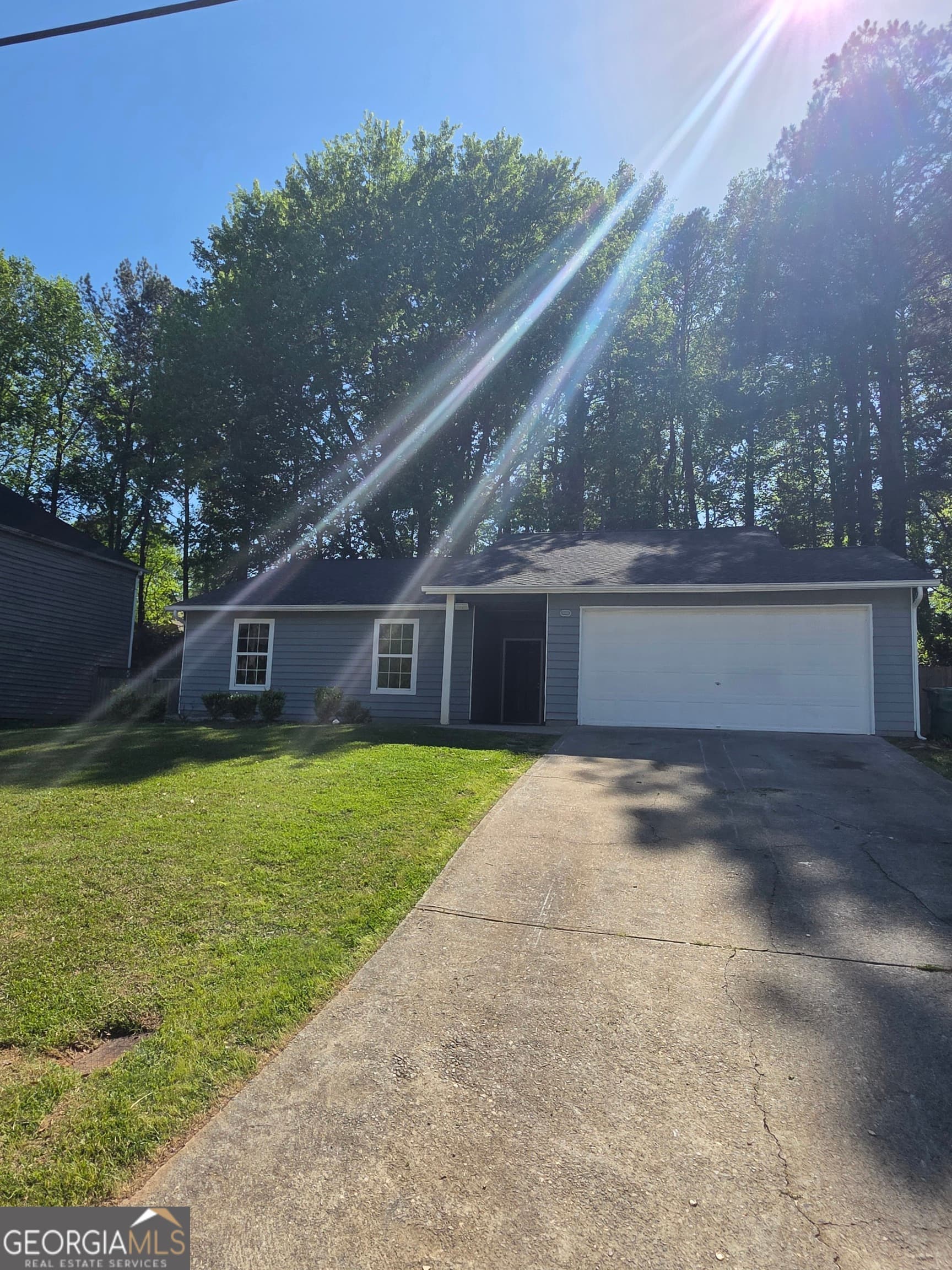 3 bedroom, 2 bathroom, 1,440 sq ft single family residence sold at 1366 Peninsula Trace, Lawrenceville, GA 30044