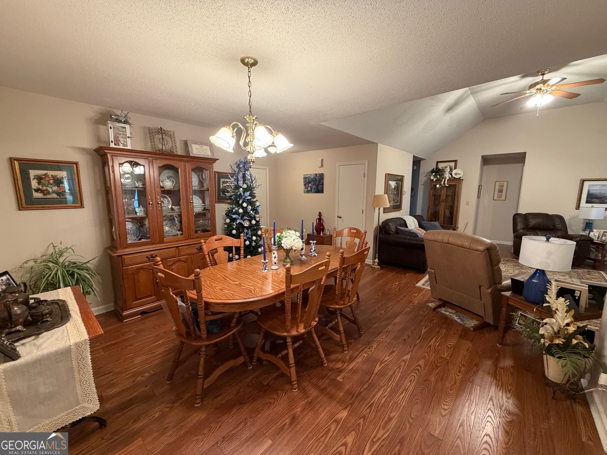 3 bedroom, 2 bathroom, 1,527 sq ft single family residence for sale at 1331 Carl Drive, Thomson, GA 30824 — photo 7