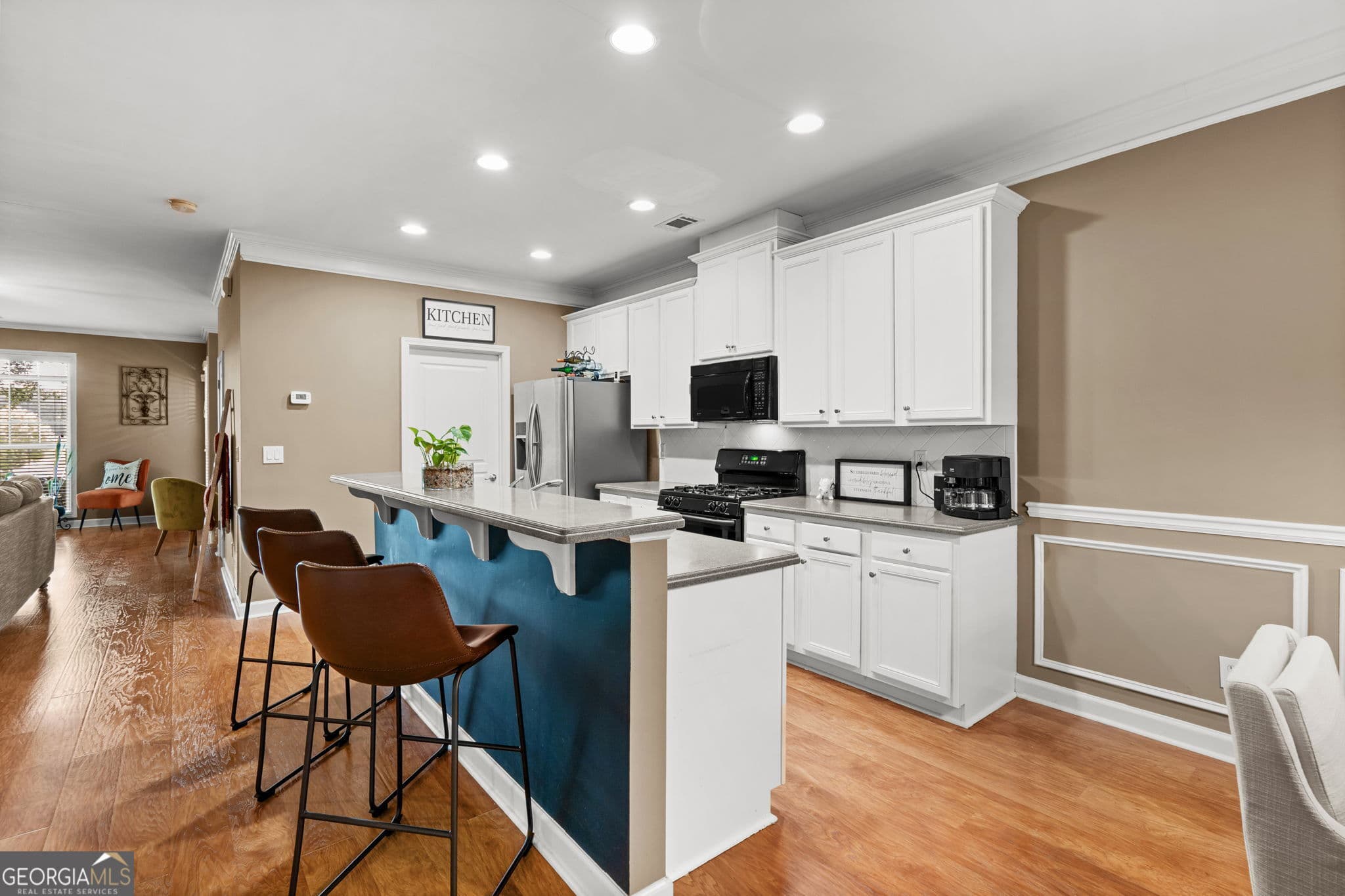 3 bedroom, 2.5 bathroom, 2,502 sq ft townhouse for sale at 967 Cambron Commons Trace, Suwanee, GA 30024 — photo 10