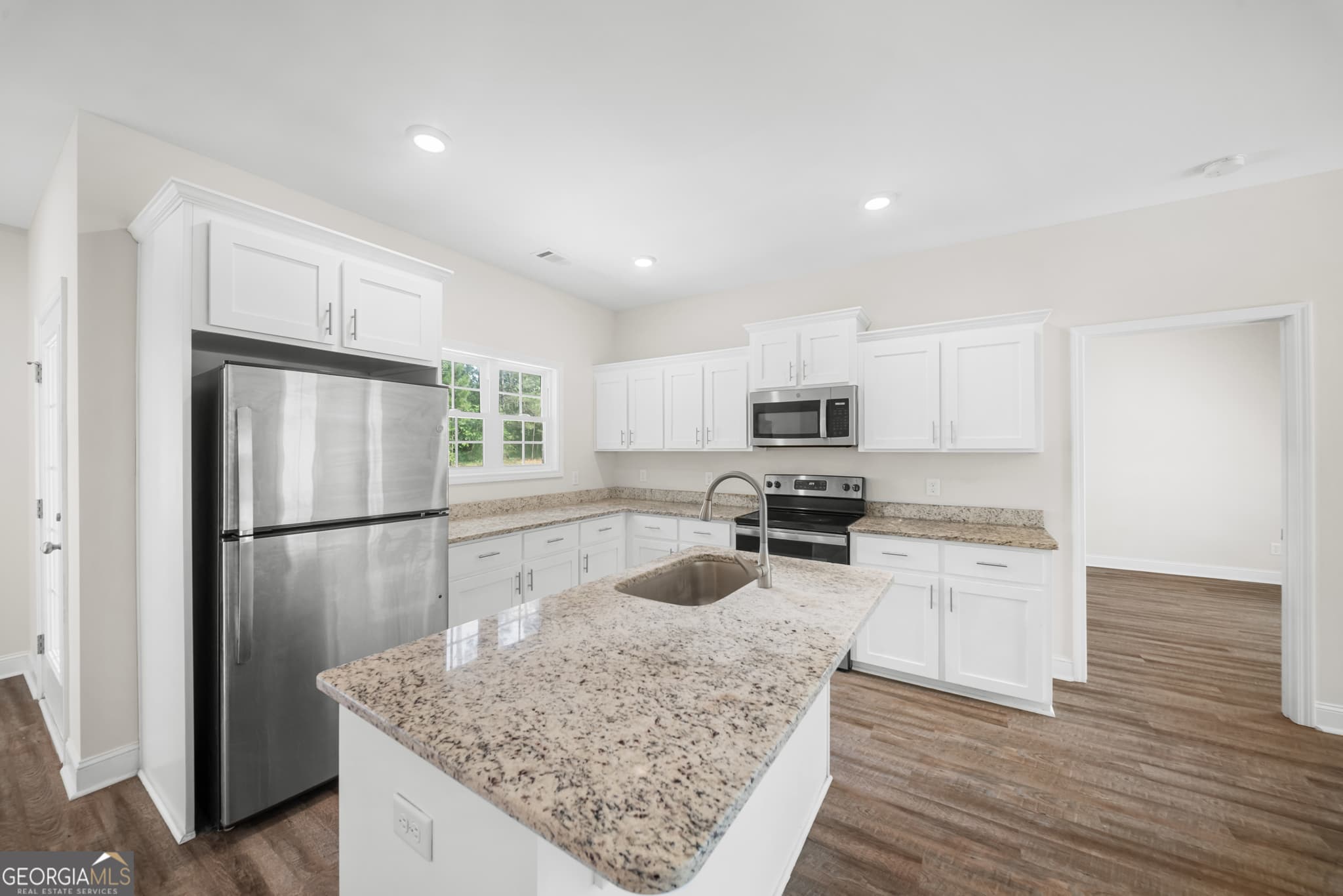 4 bedroom, 2 bathroom, 1,700 sq ft single family residence for sale at 199 Zetterower Road, Statesboro, GA 30458 — photo 7