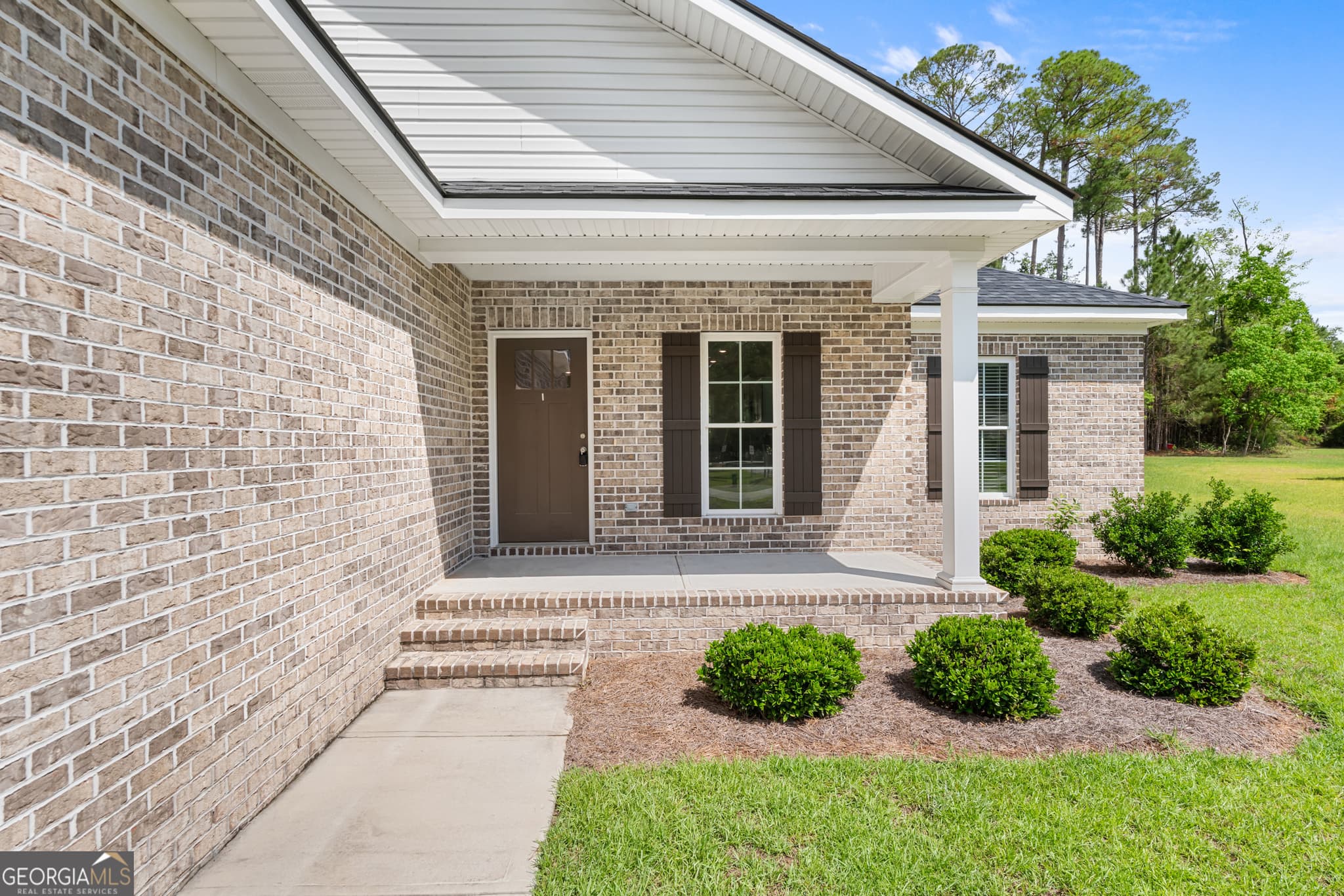4 bedroom, 2 bathroom, 1,700 sq ft single family residence for sale at 199 Zetterower Road, Statesboro, GA 30458 — photo 3