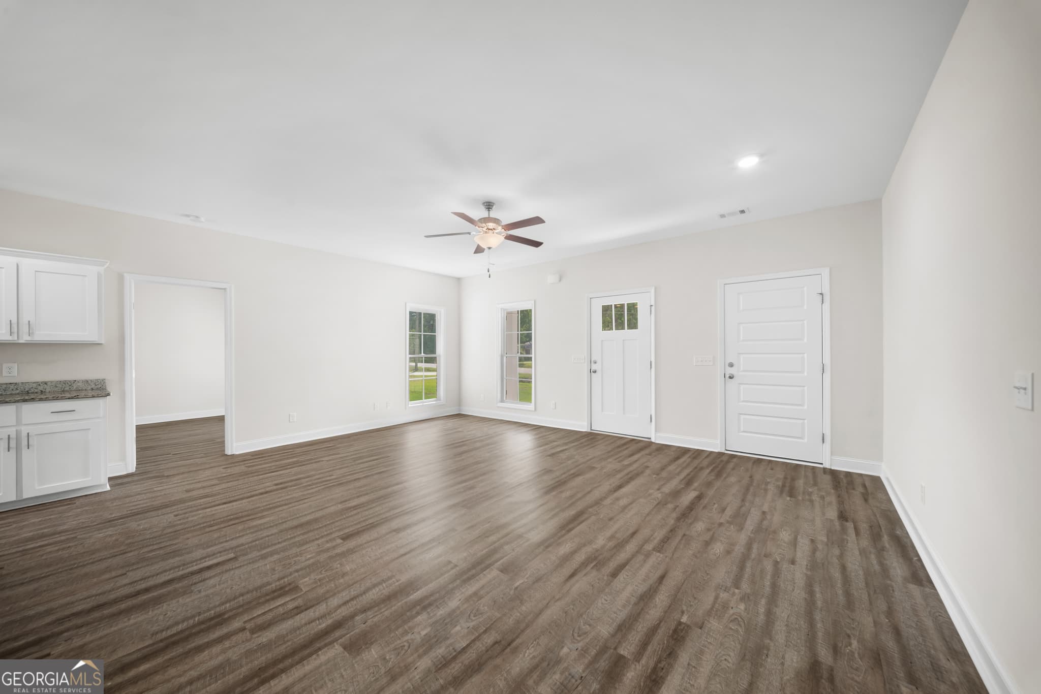 4 bedroom, 2 bathroom, 1,700 sq ft single family residence for sale at 199 Zetterower Road, Statesboro, GA 30458 — photo 5